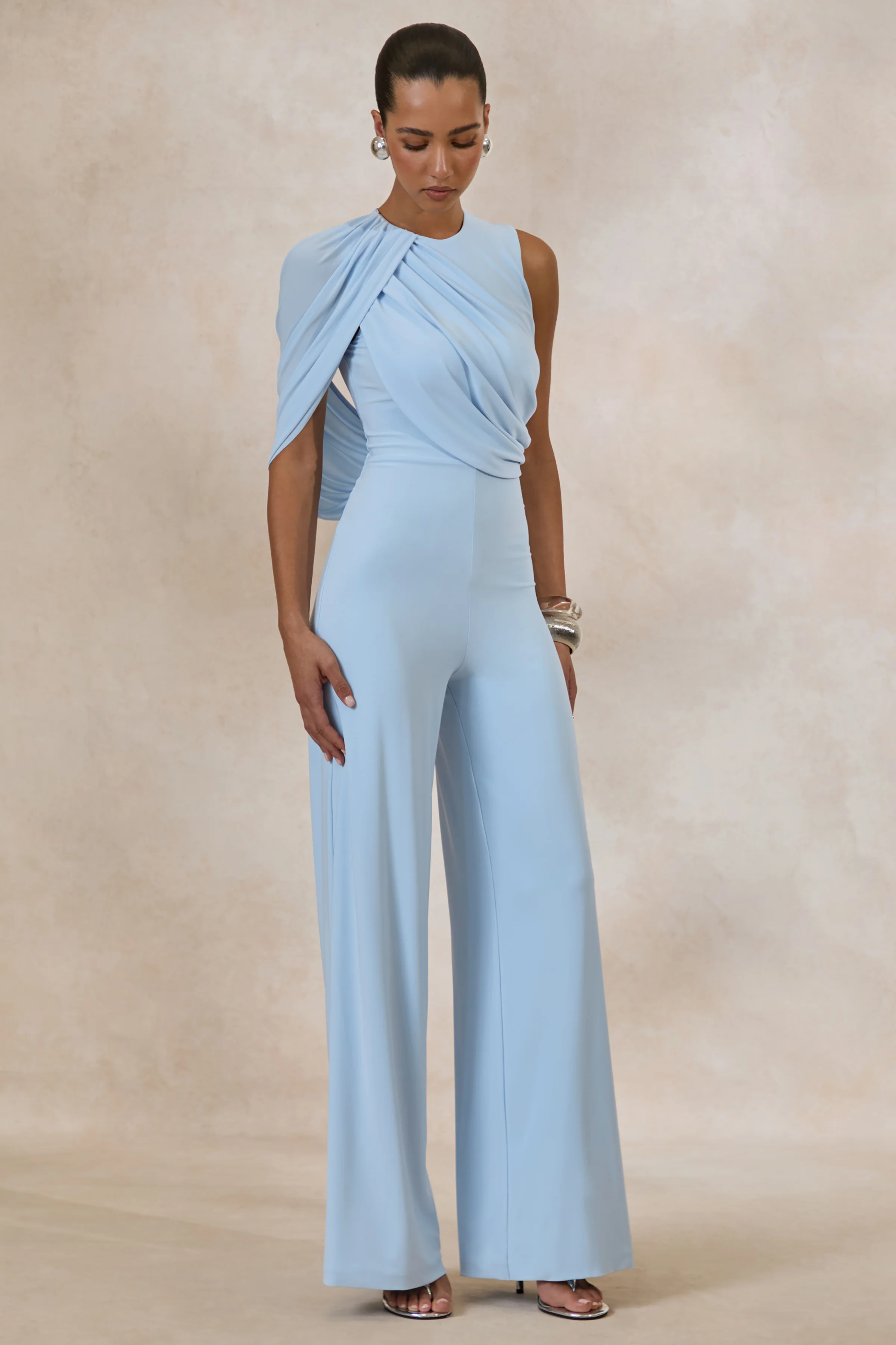 Opulence | Lichtblauwe Jumpsuit Met Cape Mouw En Draperende Details - Image 5
