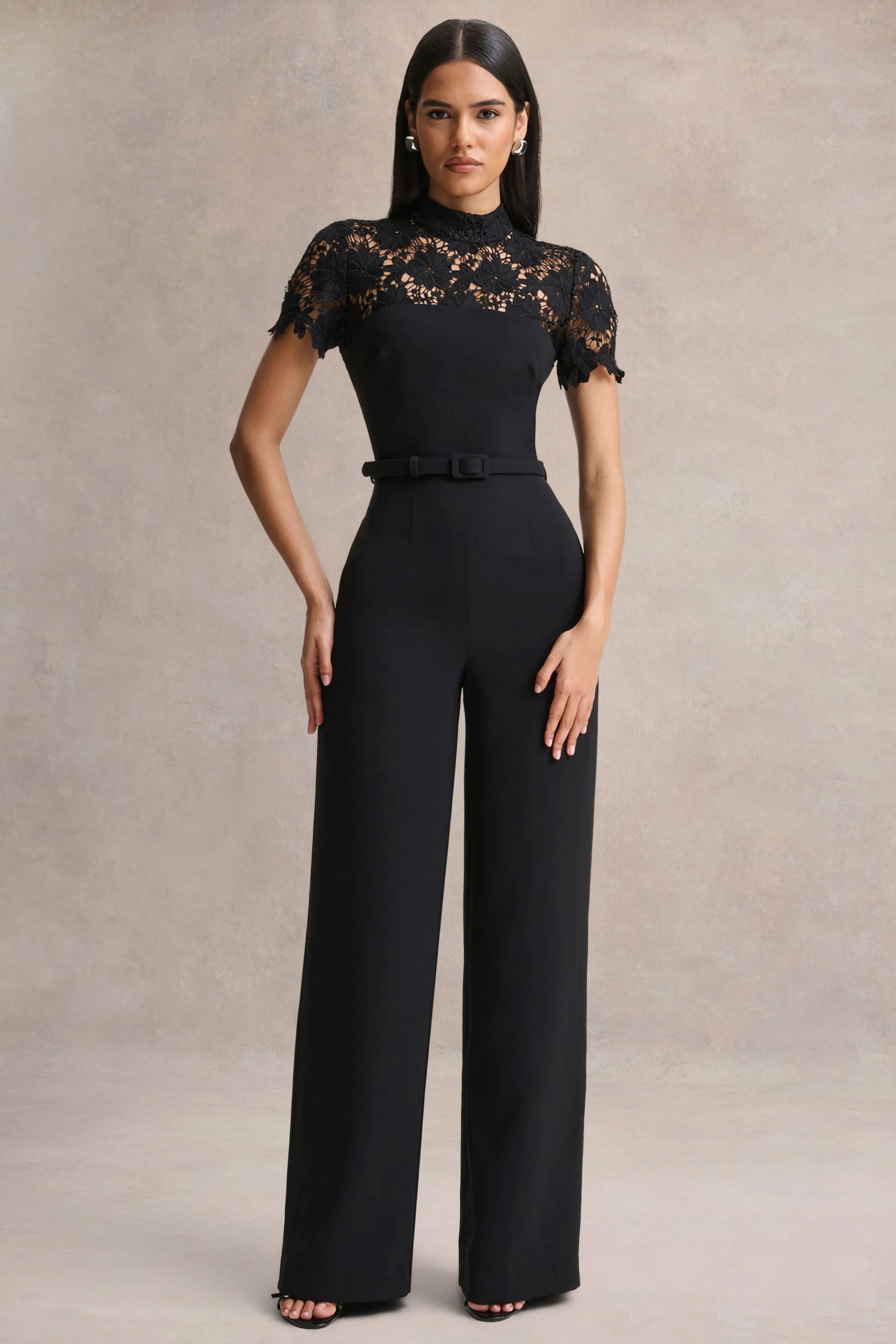 Orlina | Zwarte Hoge Hals Jumpsuit met Kanten Details