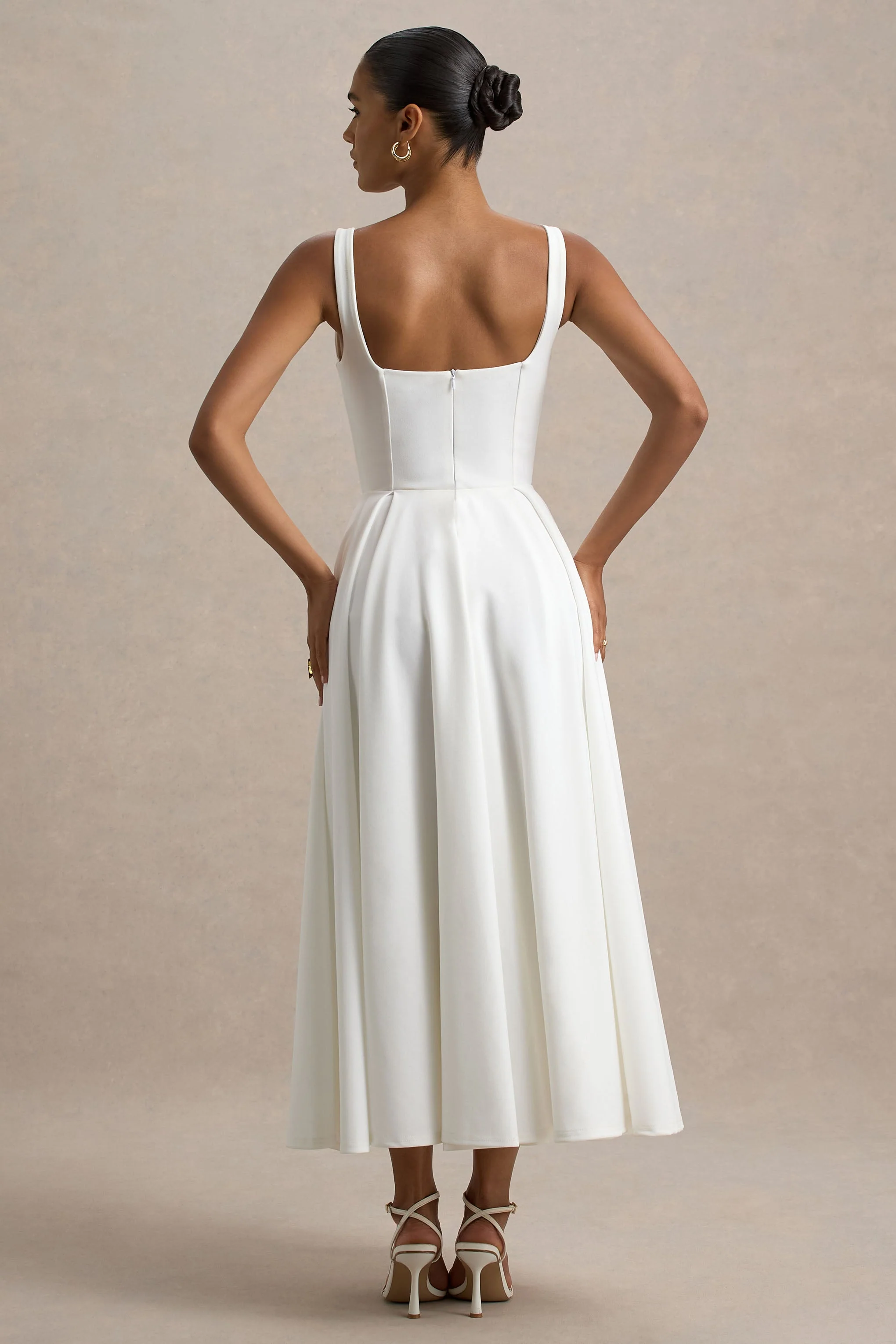 Parina | Witte Midi Jurk Met Volumineuze Hem - Image 2