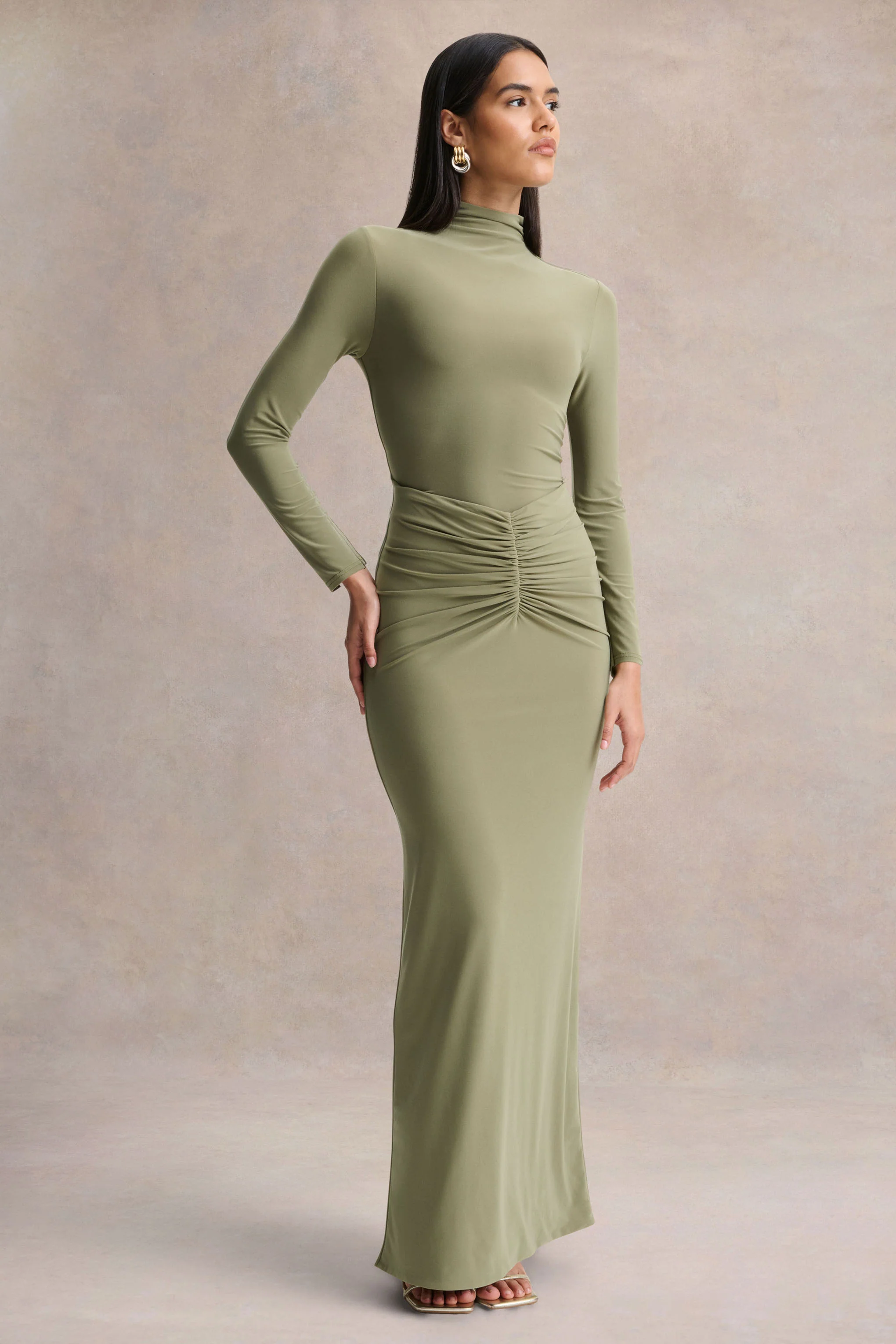 Persis | Olijfgroene Hoge Hals Maxi Jurk Met Gerimpelde Details - Image 5