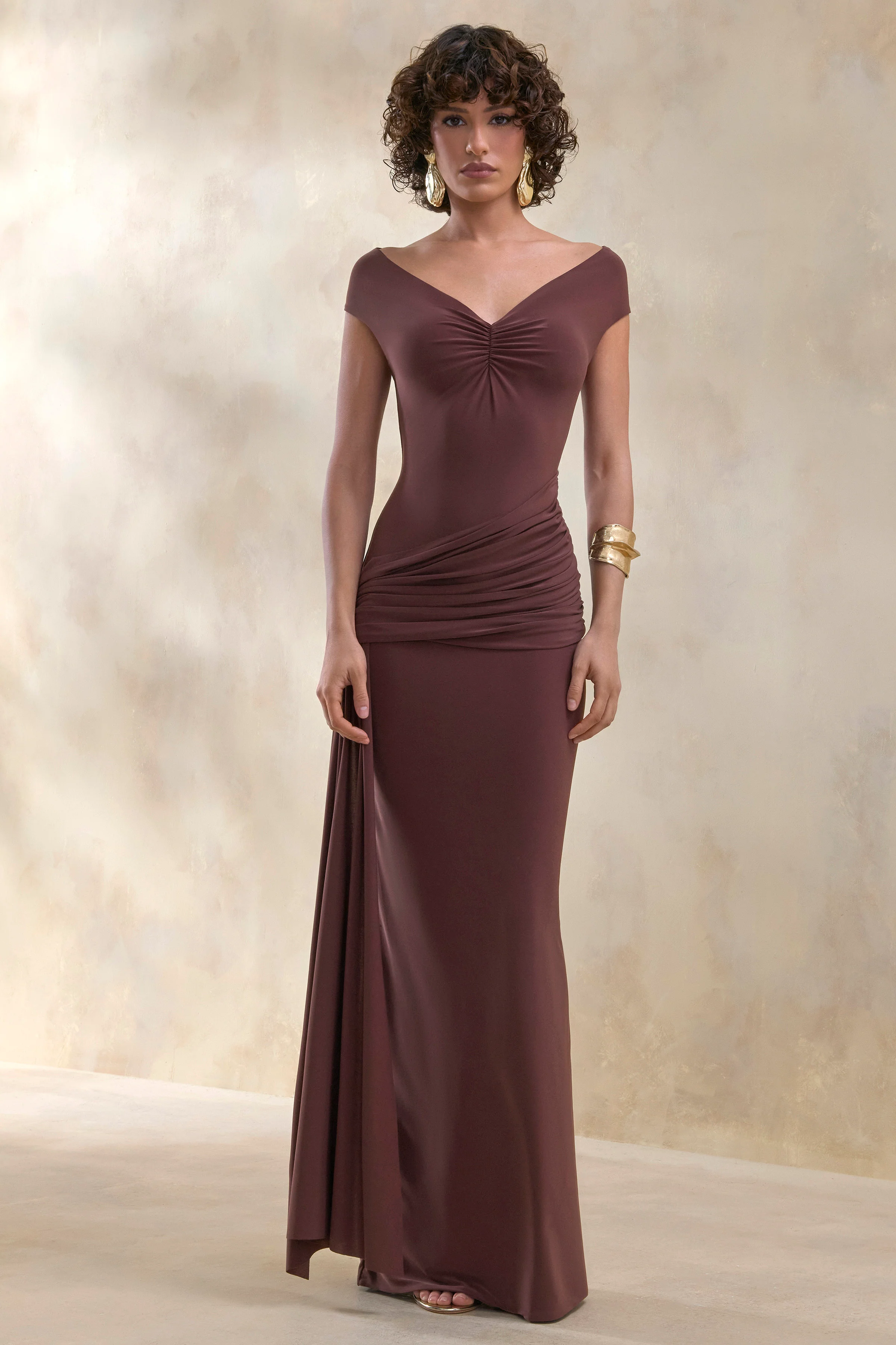 Petronia | Bruine V-Hals Maxi Jurk met Overslagdetail - Image 5