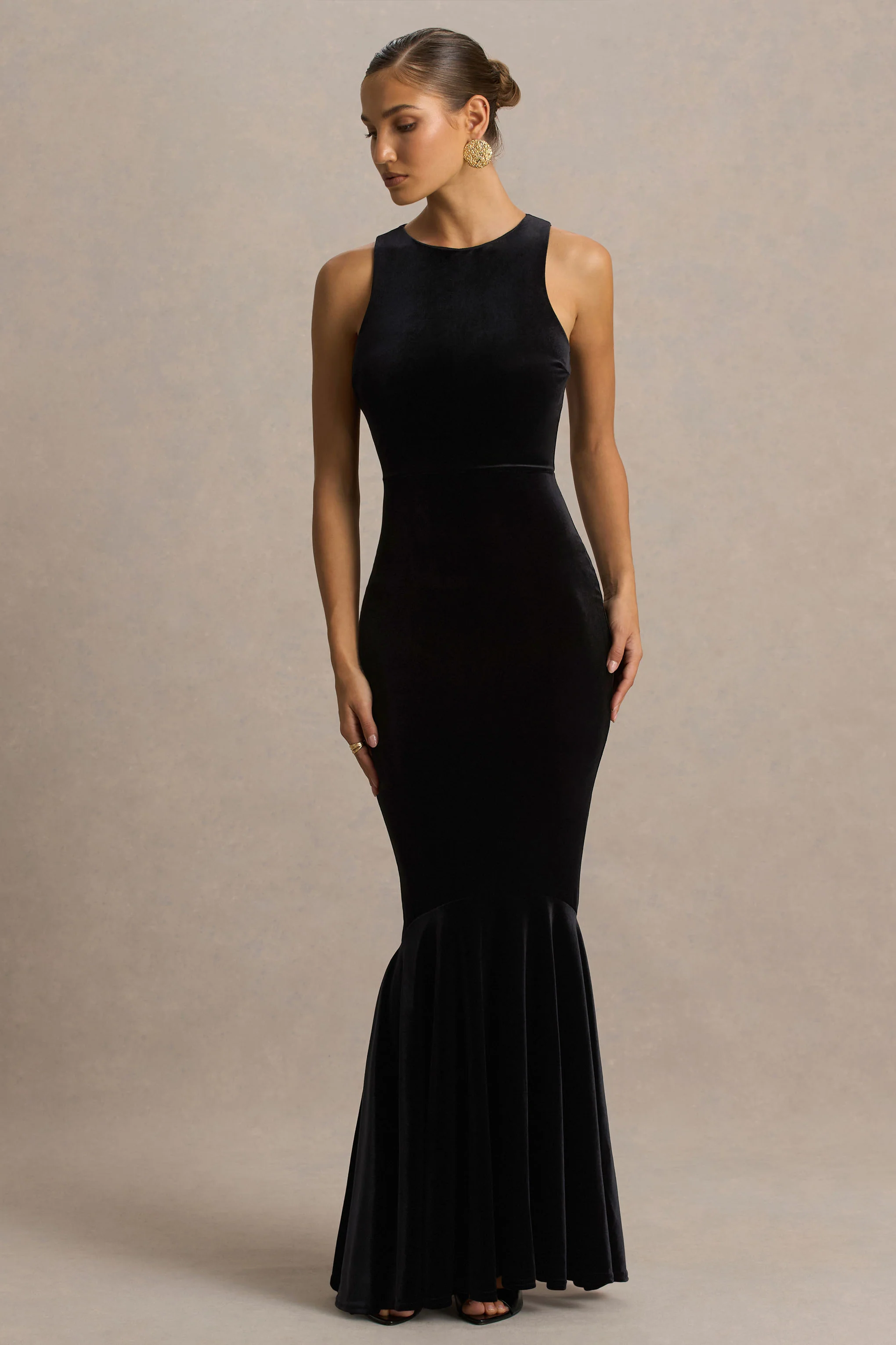 Pippa | Zwarte Fluwelen Fishtail Maxi Jurk Met Ronde Hals - Image 3