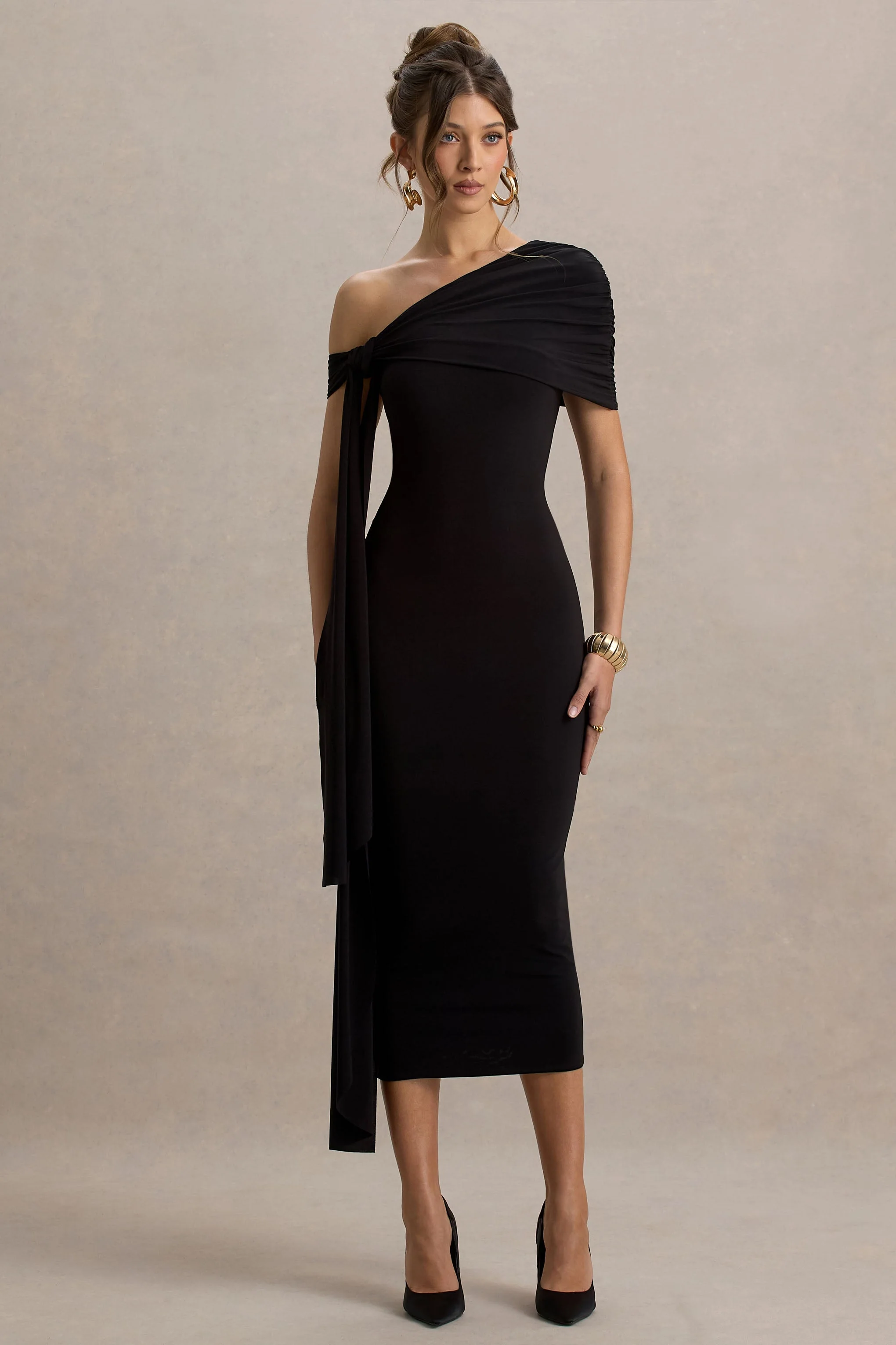 Praia | Zwarte Asymmetrische Hals Maxi Jurk Met Ceintuur En Draperend Detail - Image 5