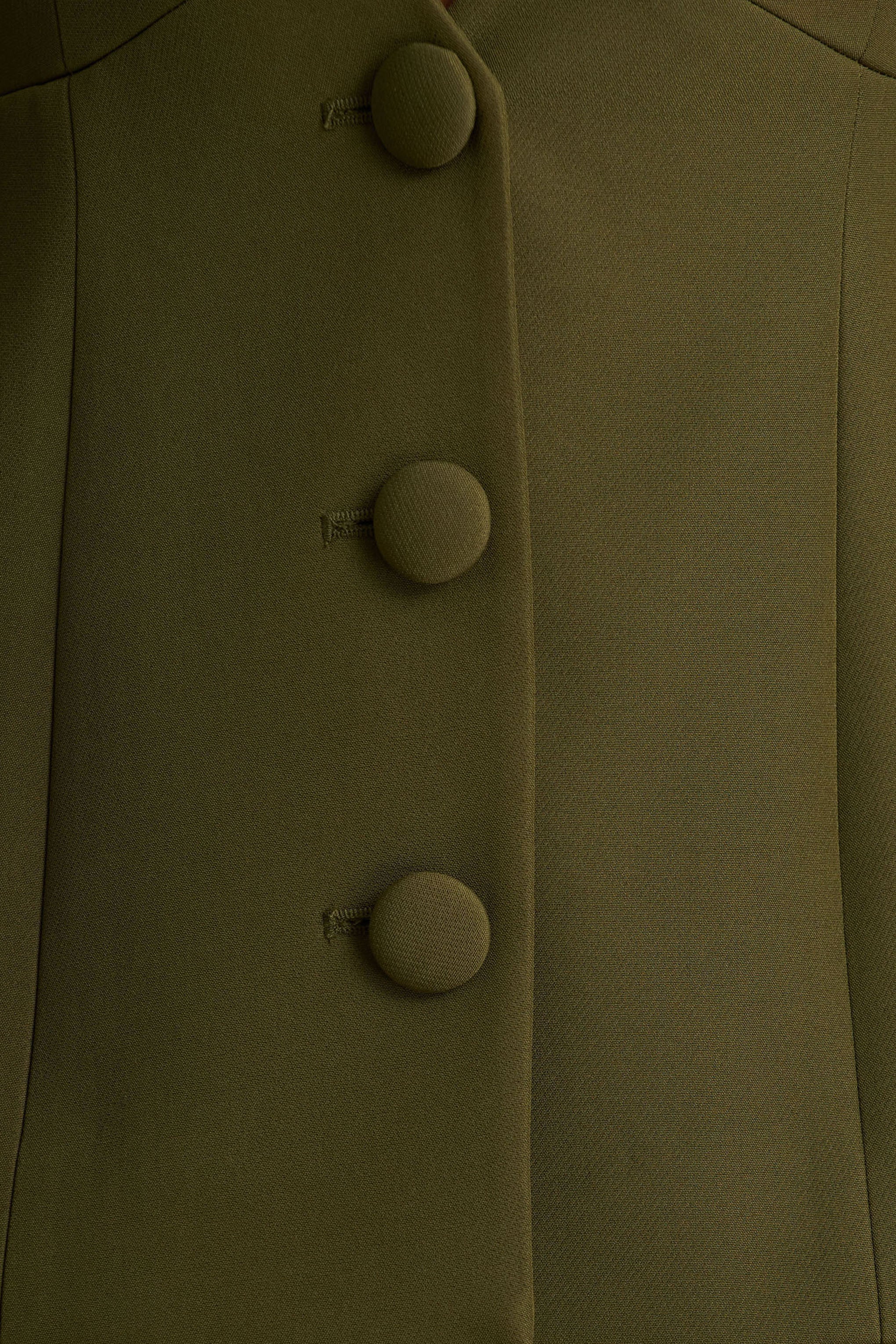 Rosalina | Olijfgroene Getailleerde Blazer Met  Extreme V-hals - Image 6