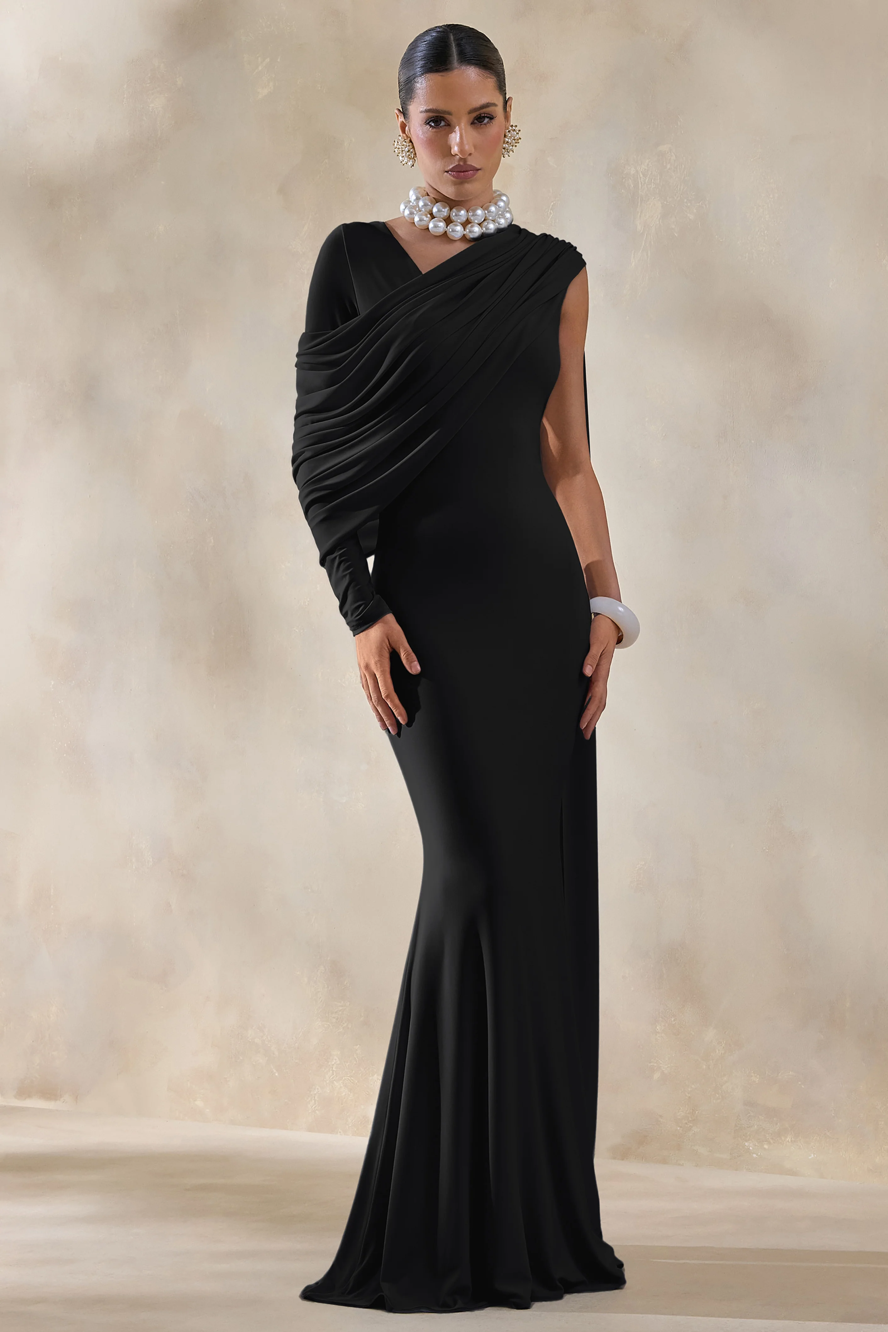 Rubelle | Zwarte Asymmetrische Maxi Jurk Met Drapering Detail - Image 5