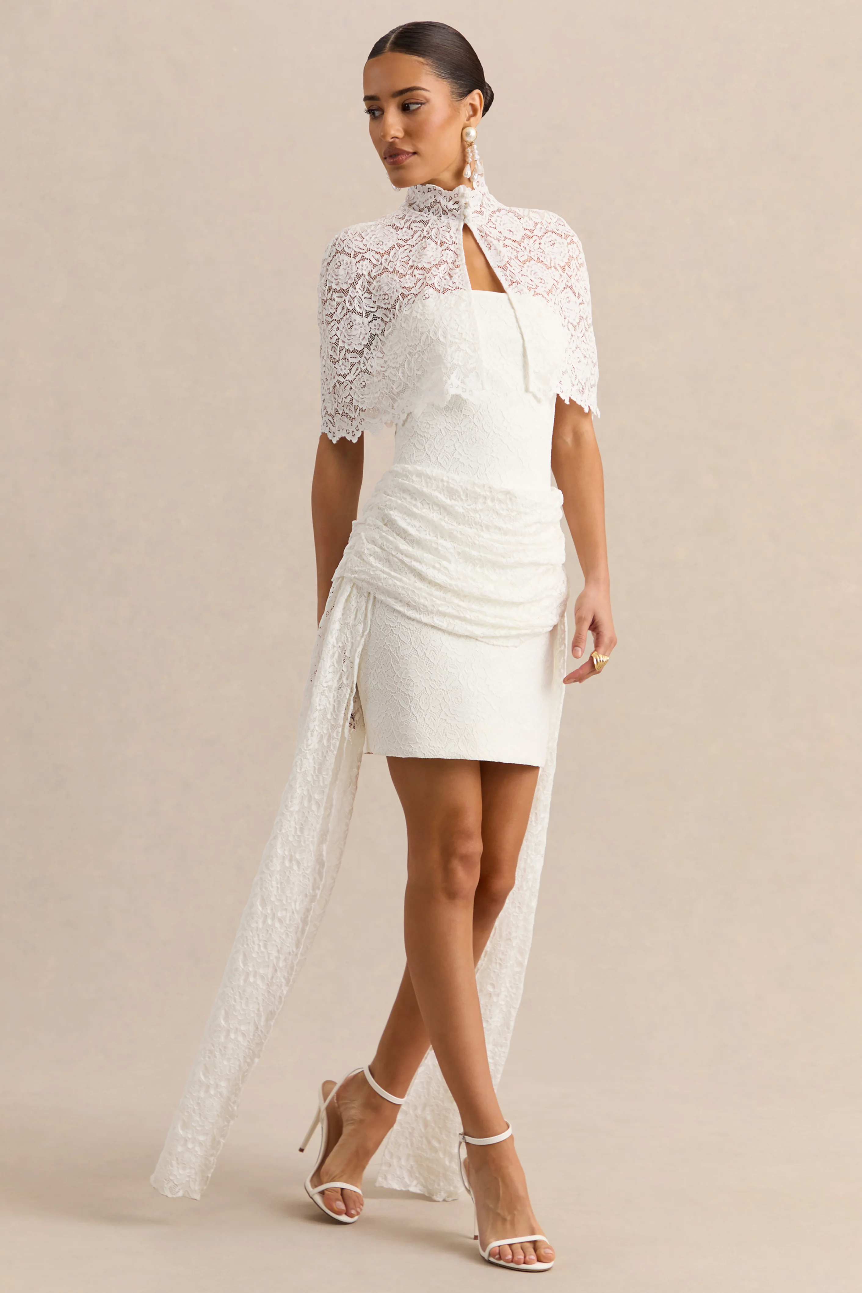 Sabrelle | Witte Bandeau-Hals Mini Jurk Met Draperende Details - Image 2