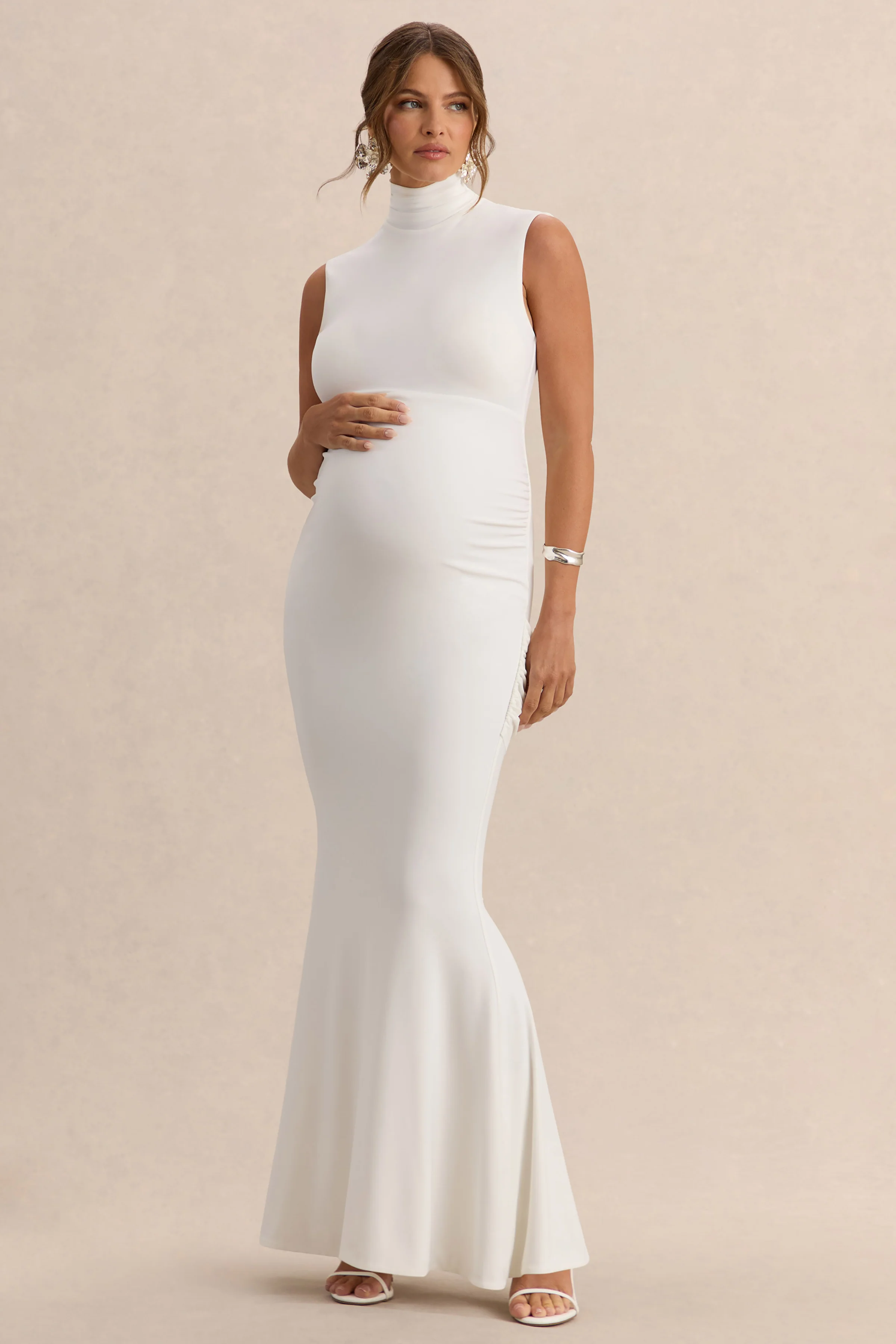 Saffira | Witte Hoge Hals Zwangerschap Maxi Jurk Met Draperend Detail - Image 6