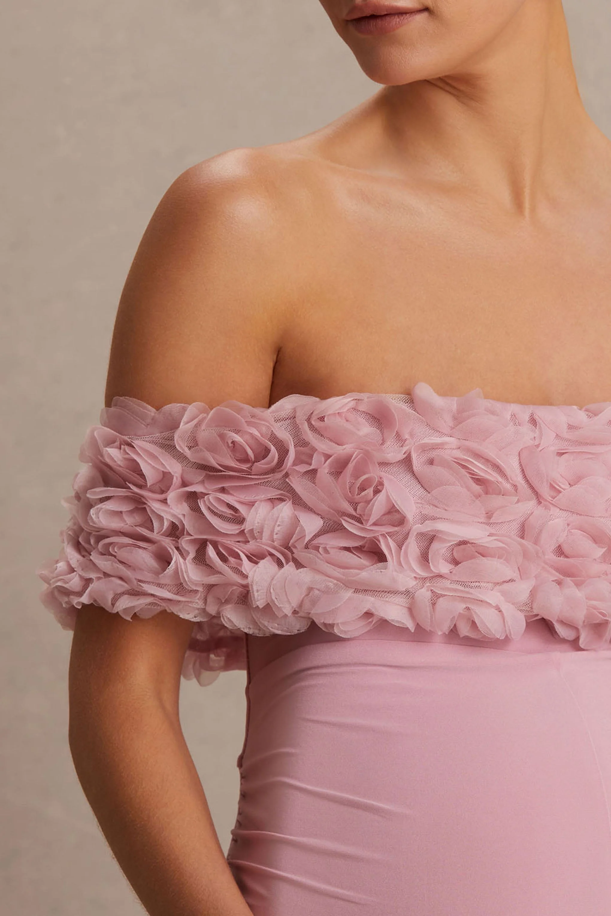 Sallow | Roze Bloemen Print Bardot Zwangerschaps Jumpsuit - Image 3