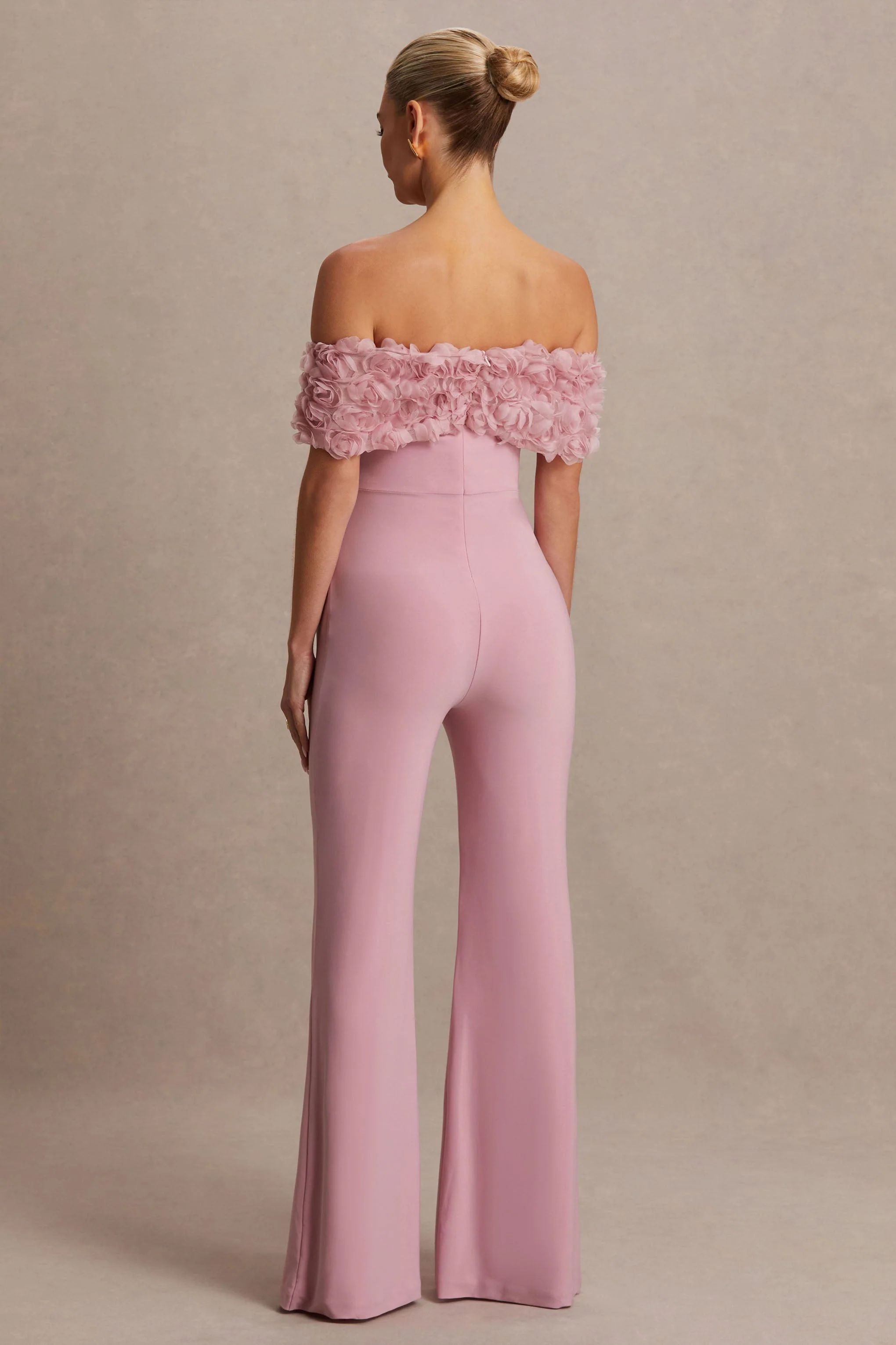 Sallow | Roze Bloemen Print Bardot Zwangerschaps Jumpsuit - Image 8