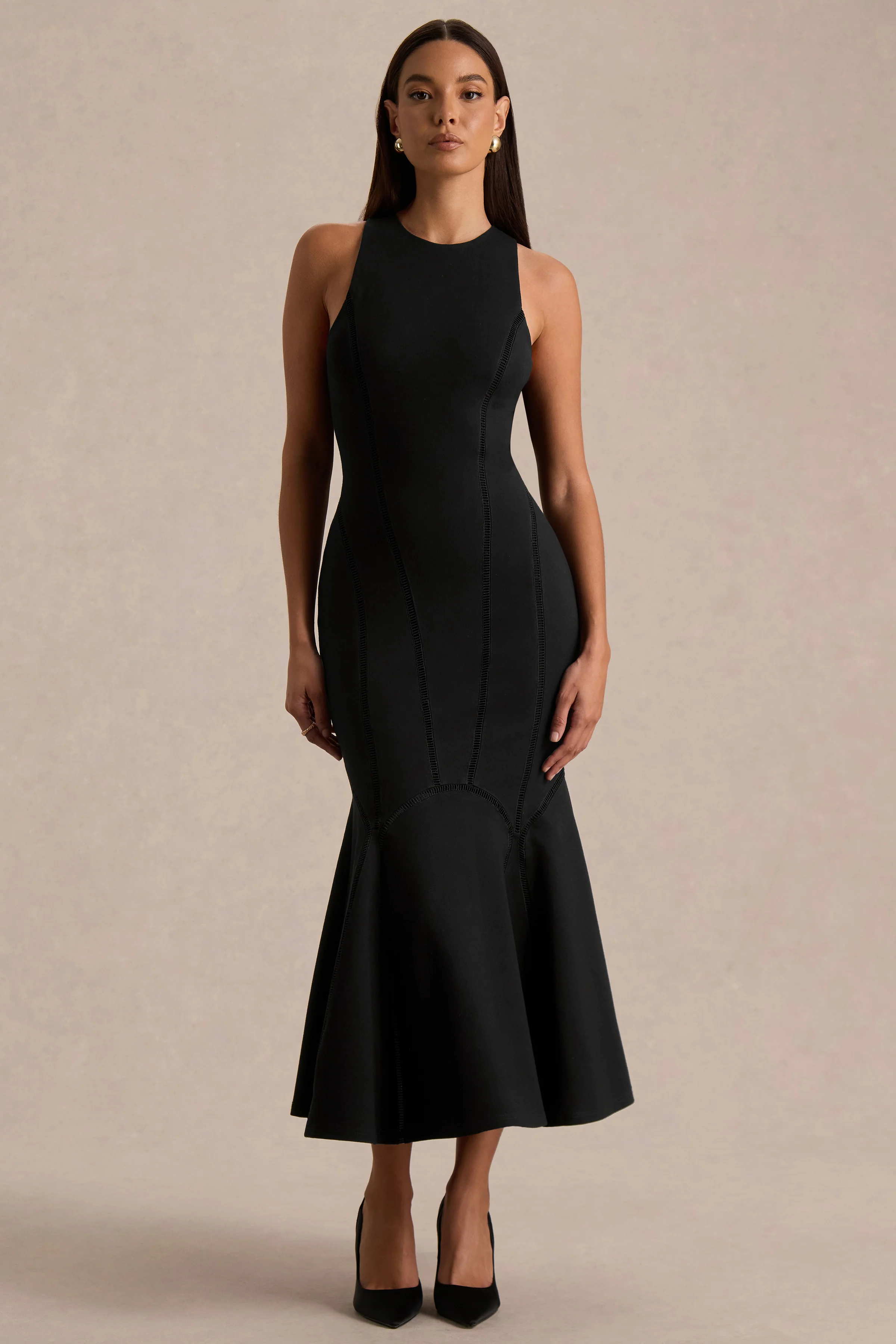 Sally | Zwarte Midi Jurk Met Ronde Hals En Verlaagde Taille
