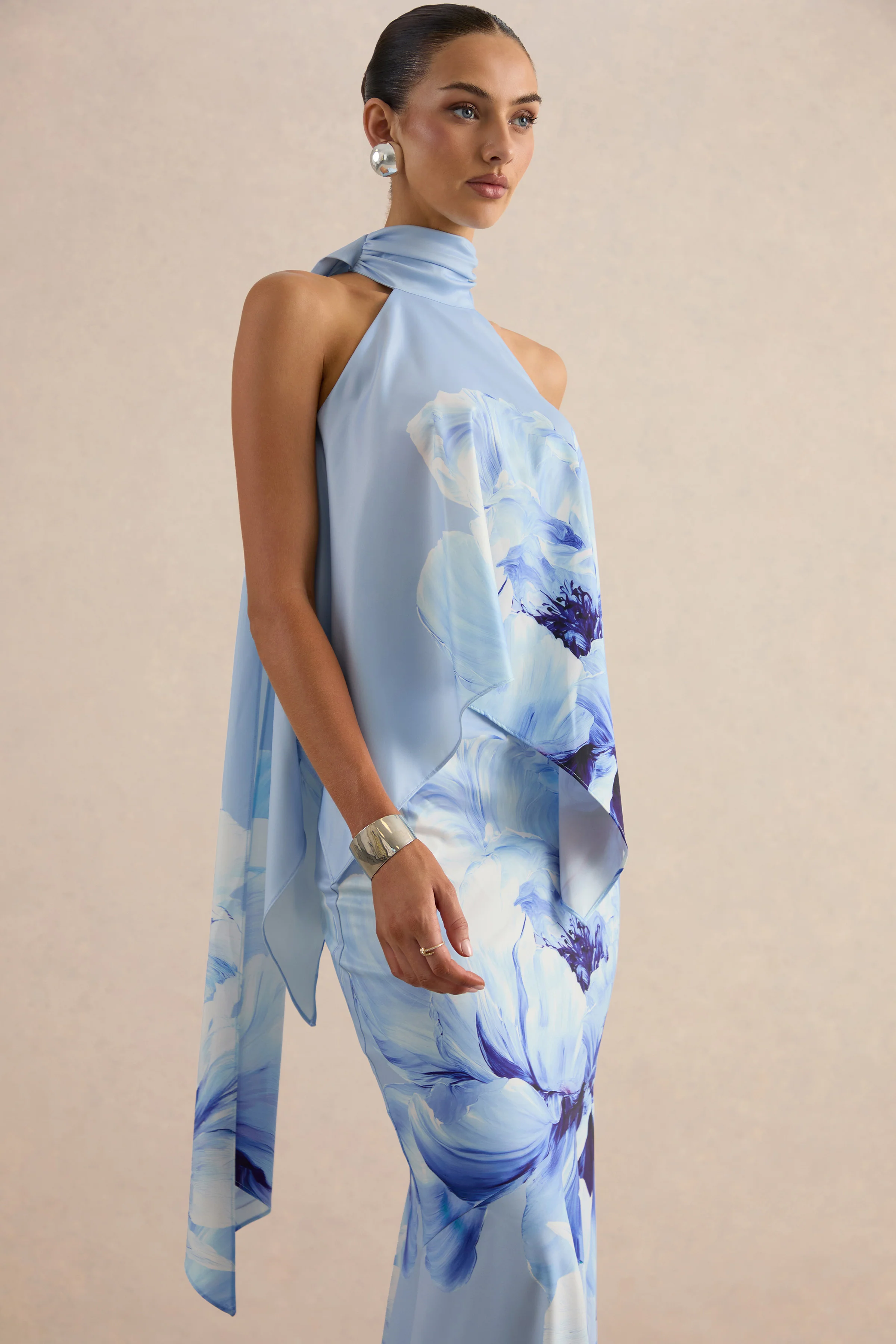 Sancelle | Blauwe Bloemenprint Met Rand Matte Satin Halternek Top - Image 4