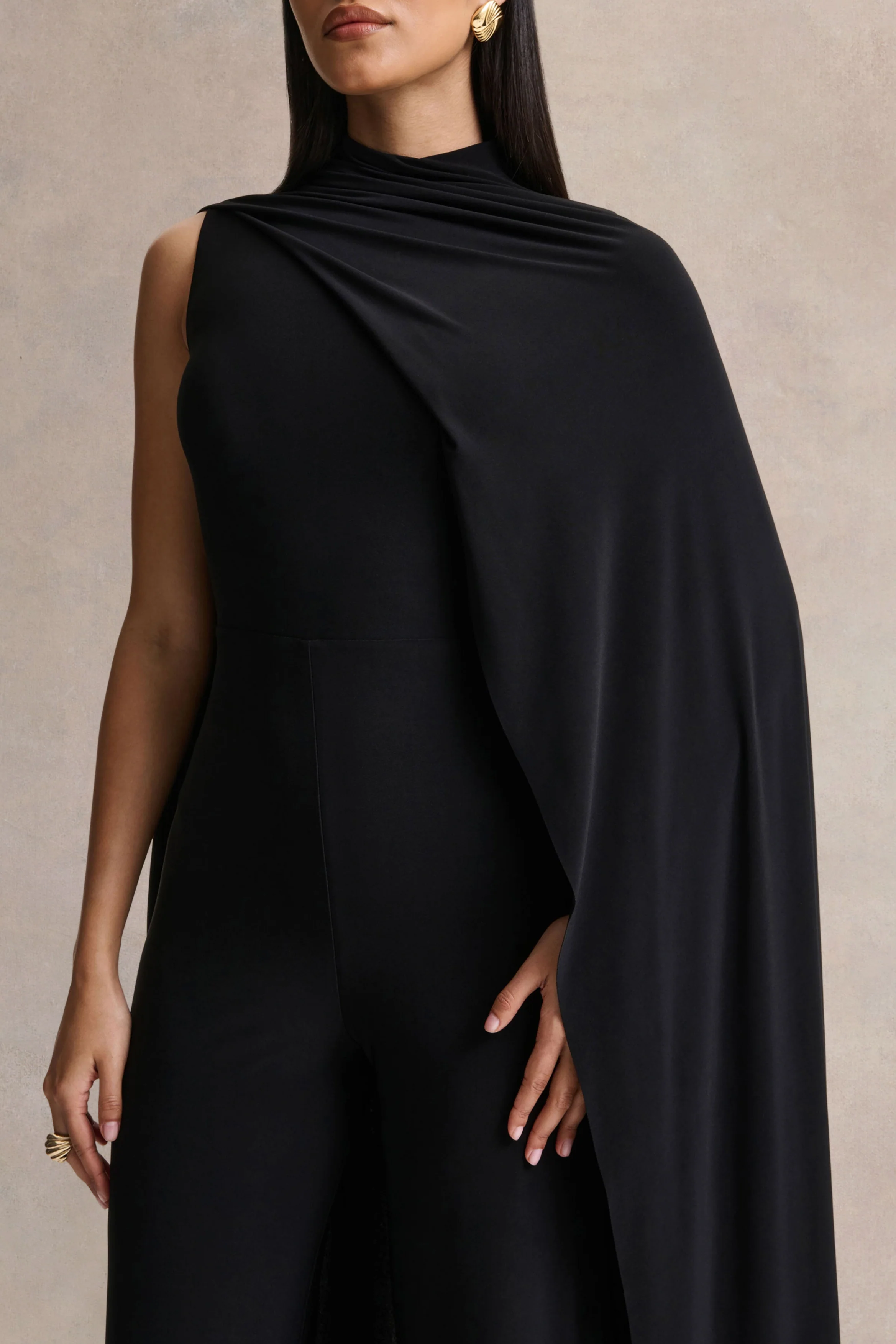 Seema | Zwarte Hoge Hals Jumpsuit met Cape - Image 3