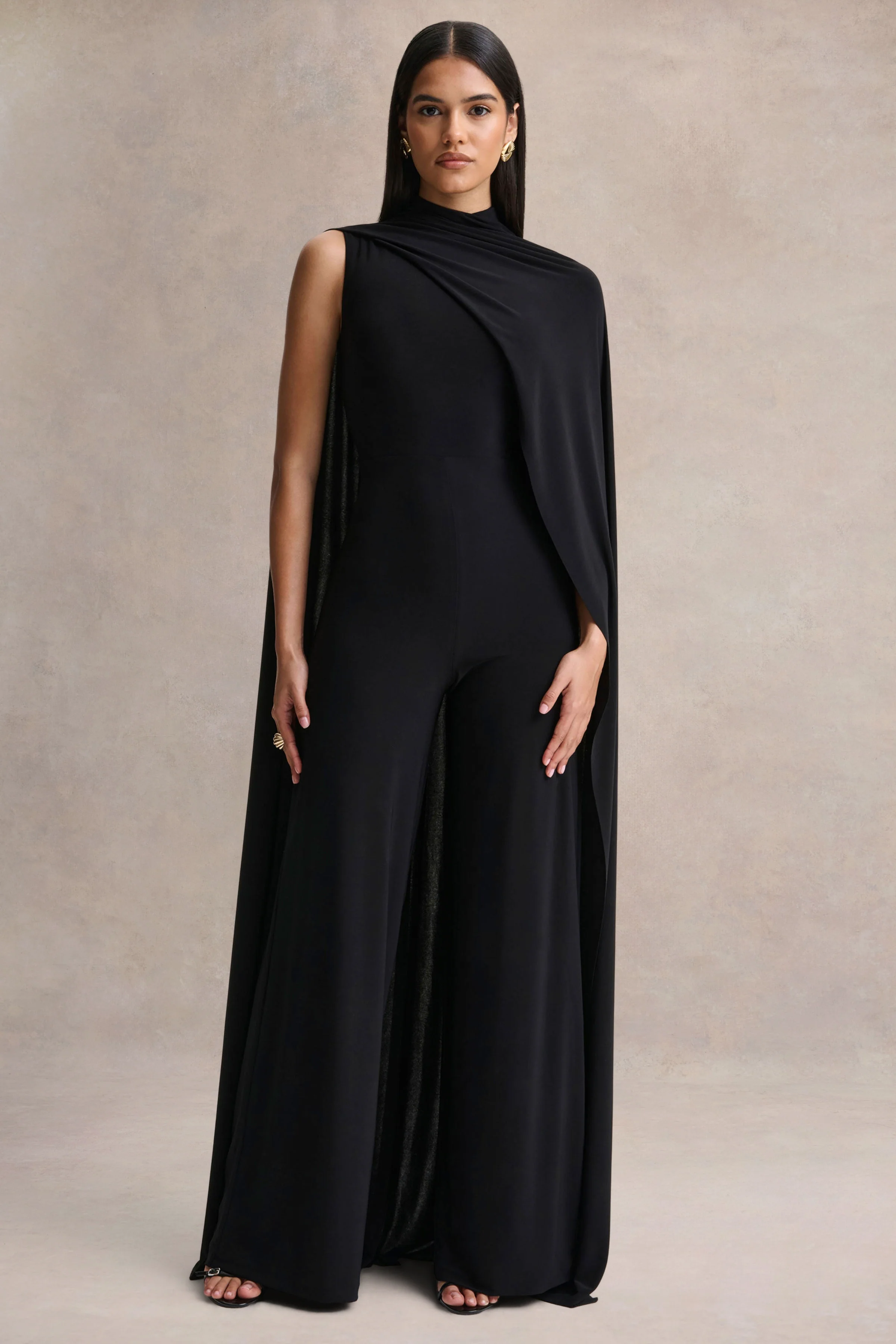 Seema | Zwarte Hoge Hals Jumpsuit met Cape - Image 4