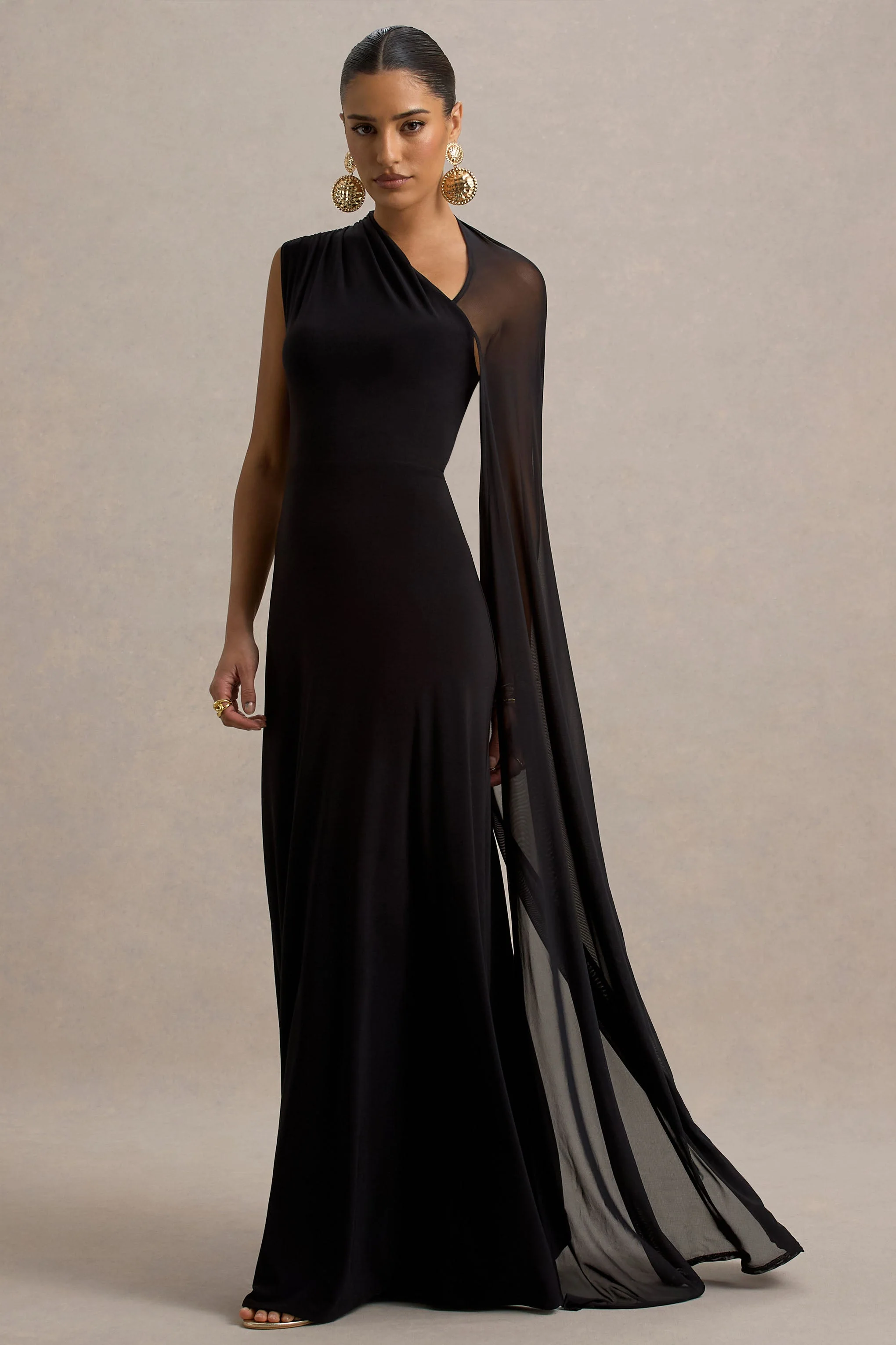 Selena | Zwarte Hoge Hals Maxi Jurk Met Uitsnijding En Cape Mouw Detail - Image 5
