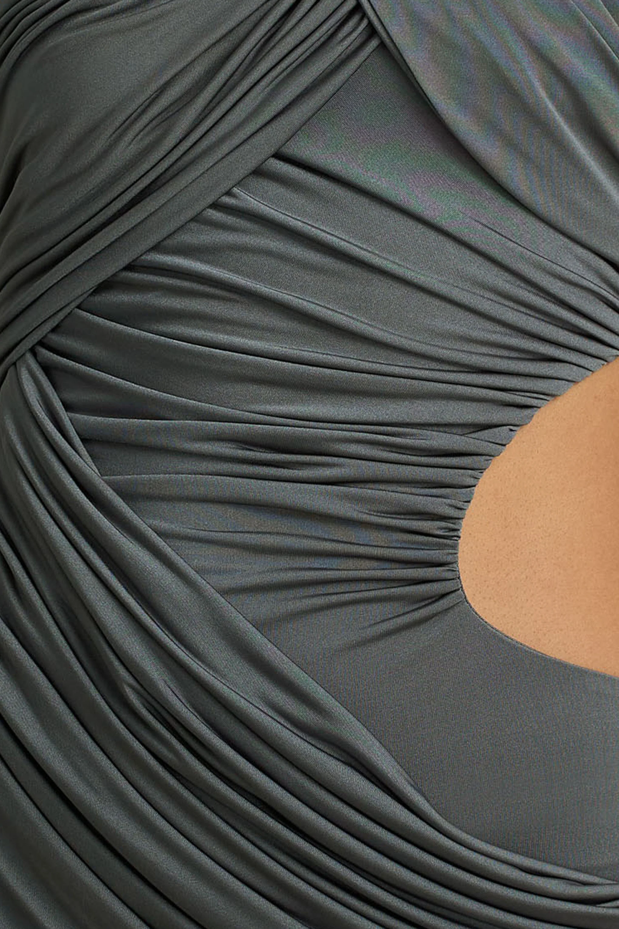 Serefine | Grijze Asymmetrische Hals Maxi Jurk Met Uitsnijding Detail - Image 6