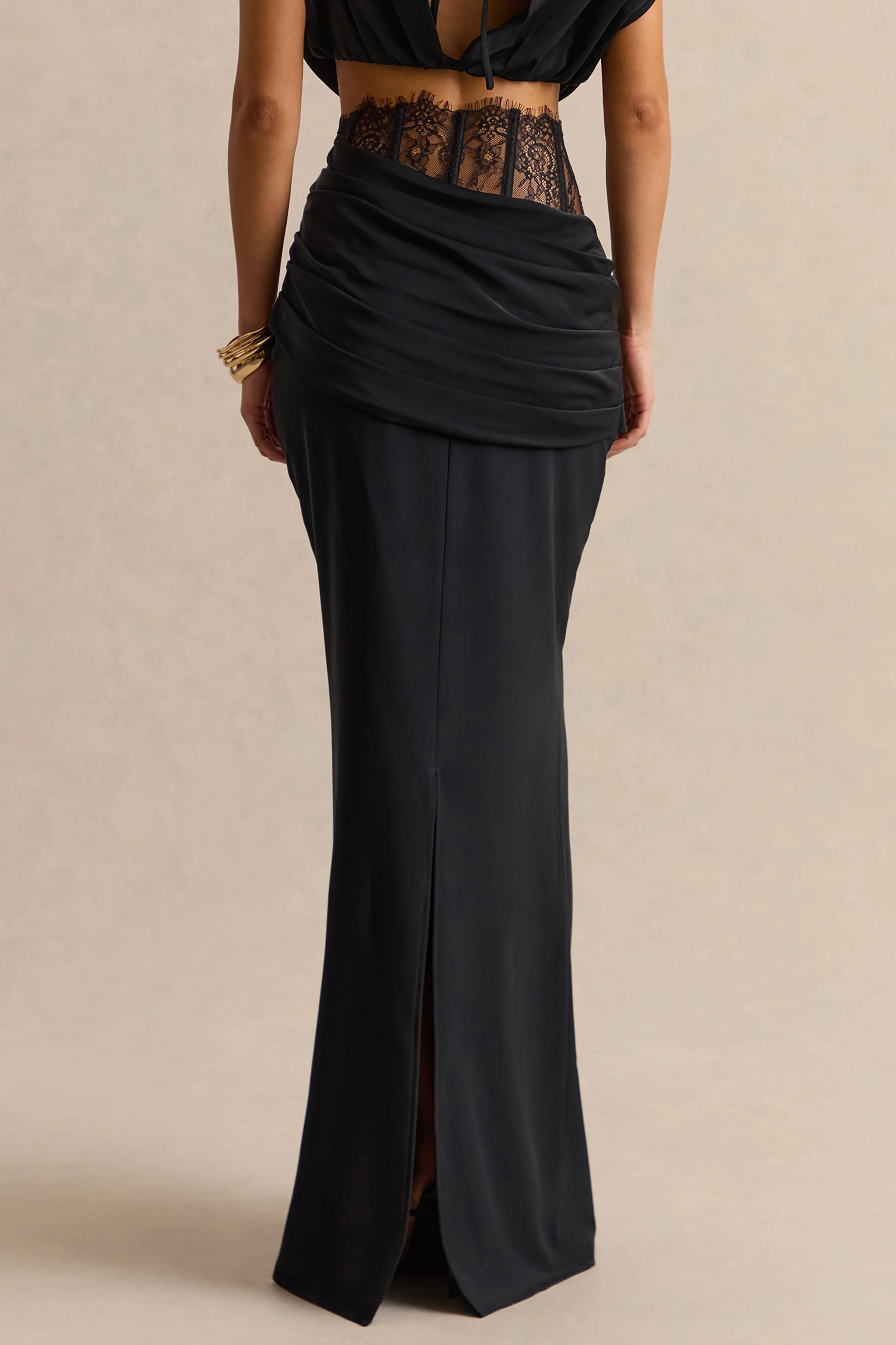 Silora | Zwarte Satijnen Maxi Rok met Kant Detail - Image 3