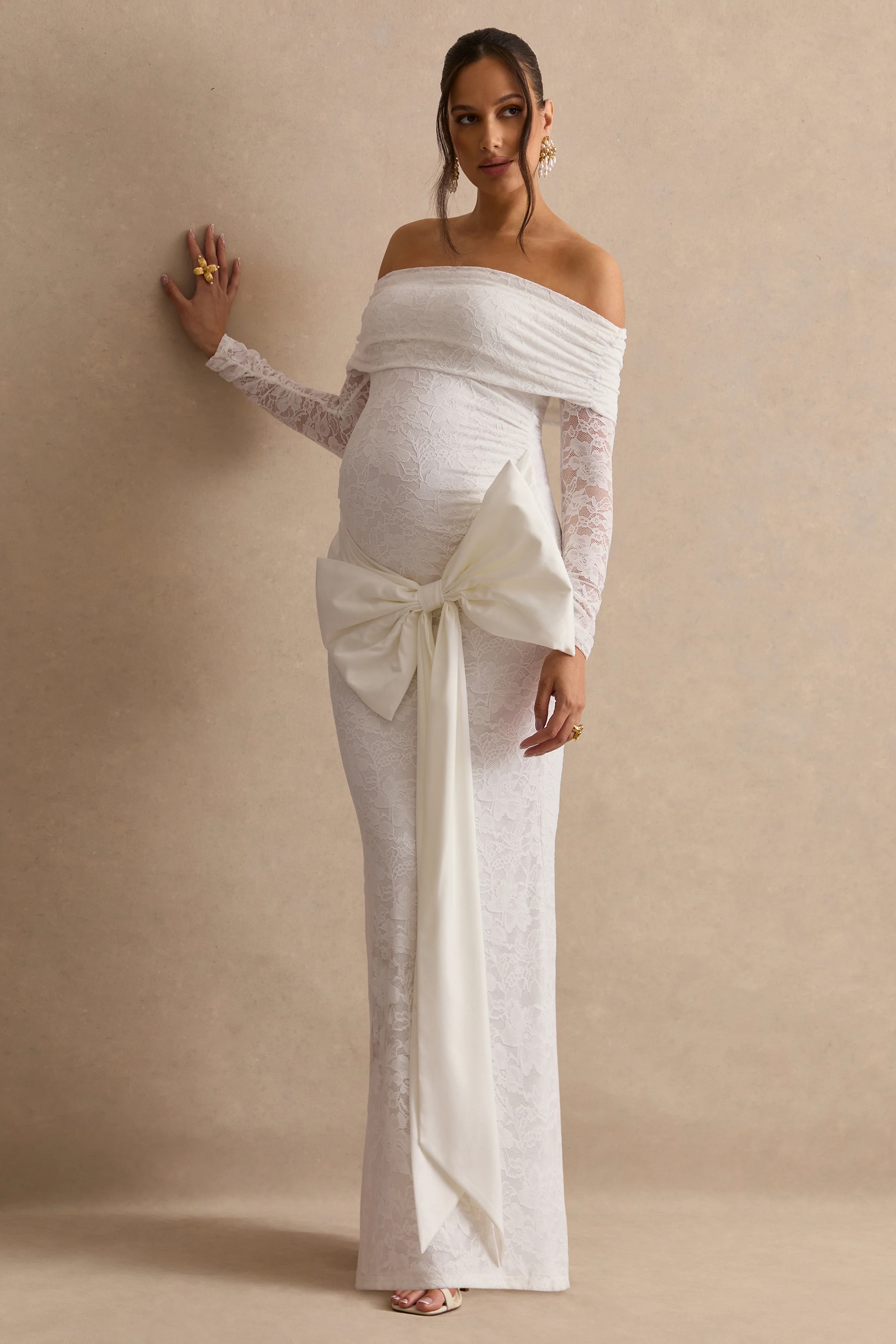 Solina | Witte Kanten Bardot-Hals Zwangerschaps Maxi Jurk Met Strikdetail - Image 6