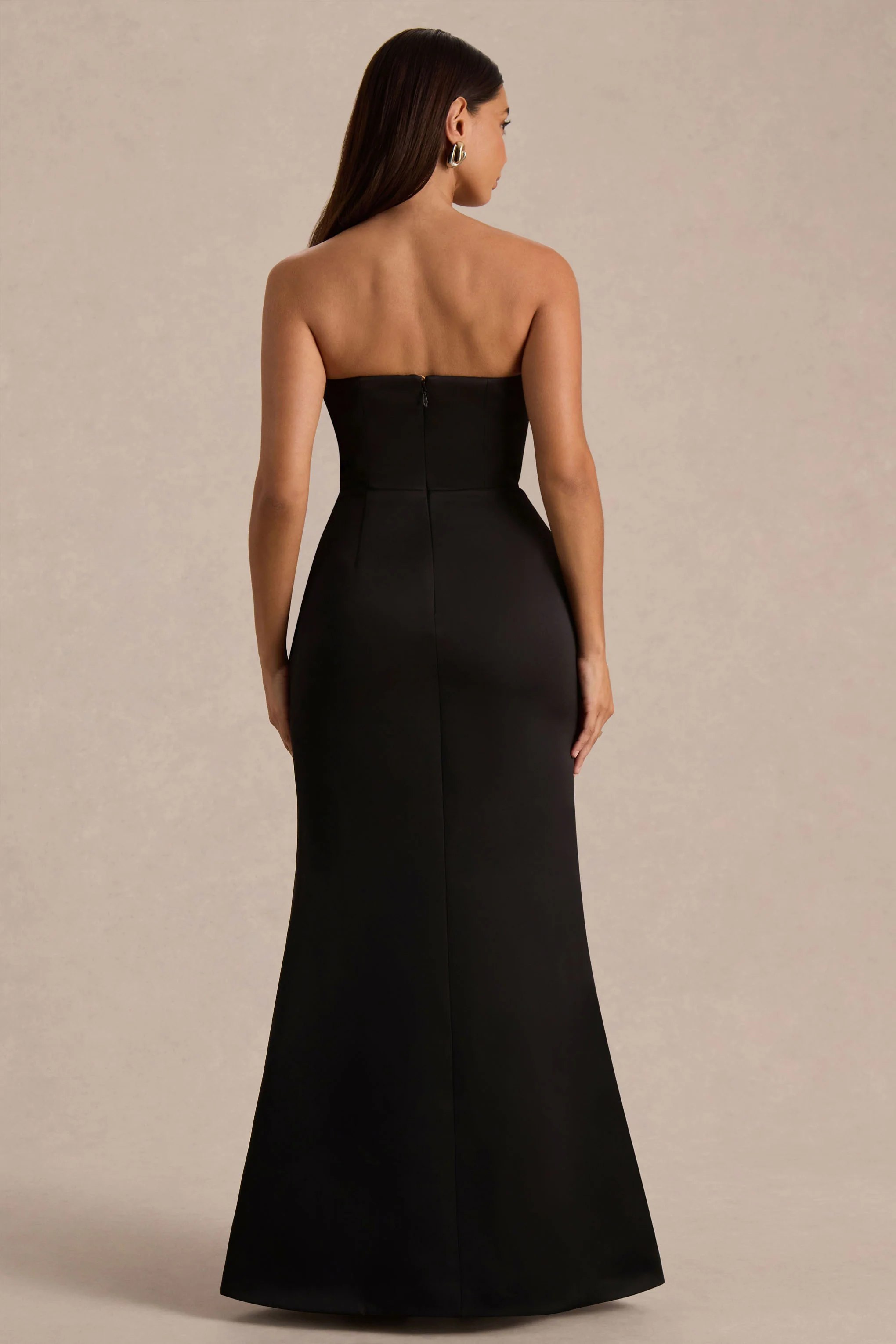 Sonata | Zwarte Satijnen Bandeau Maxi Jurk Met Tulp Rok - Image 2