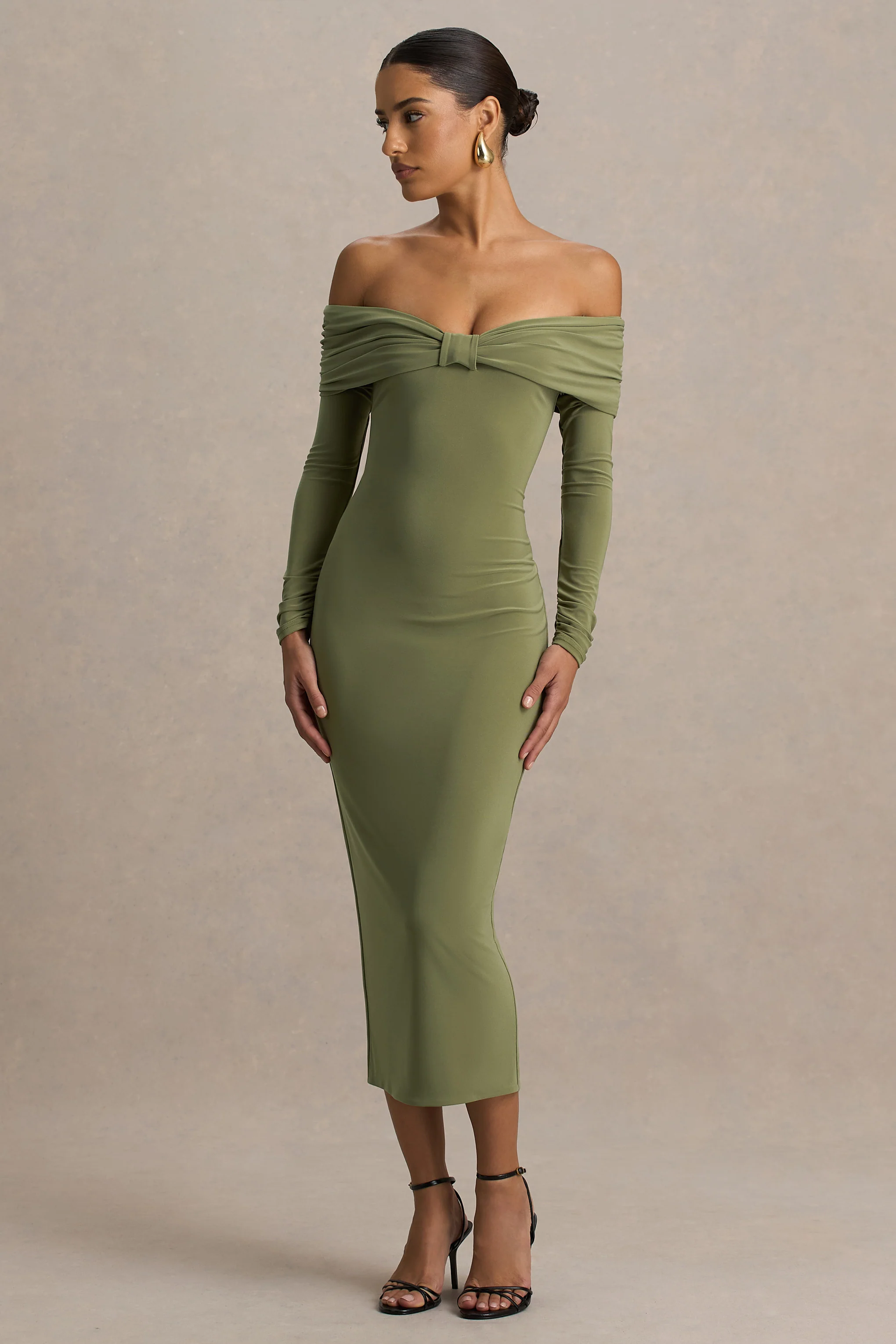 Spark | Olijfgroene Bardot-Hals Maxi Jurk Met Strik Detail - Image 4