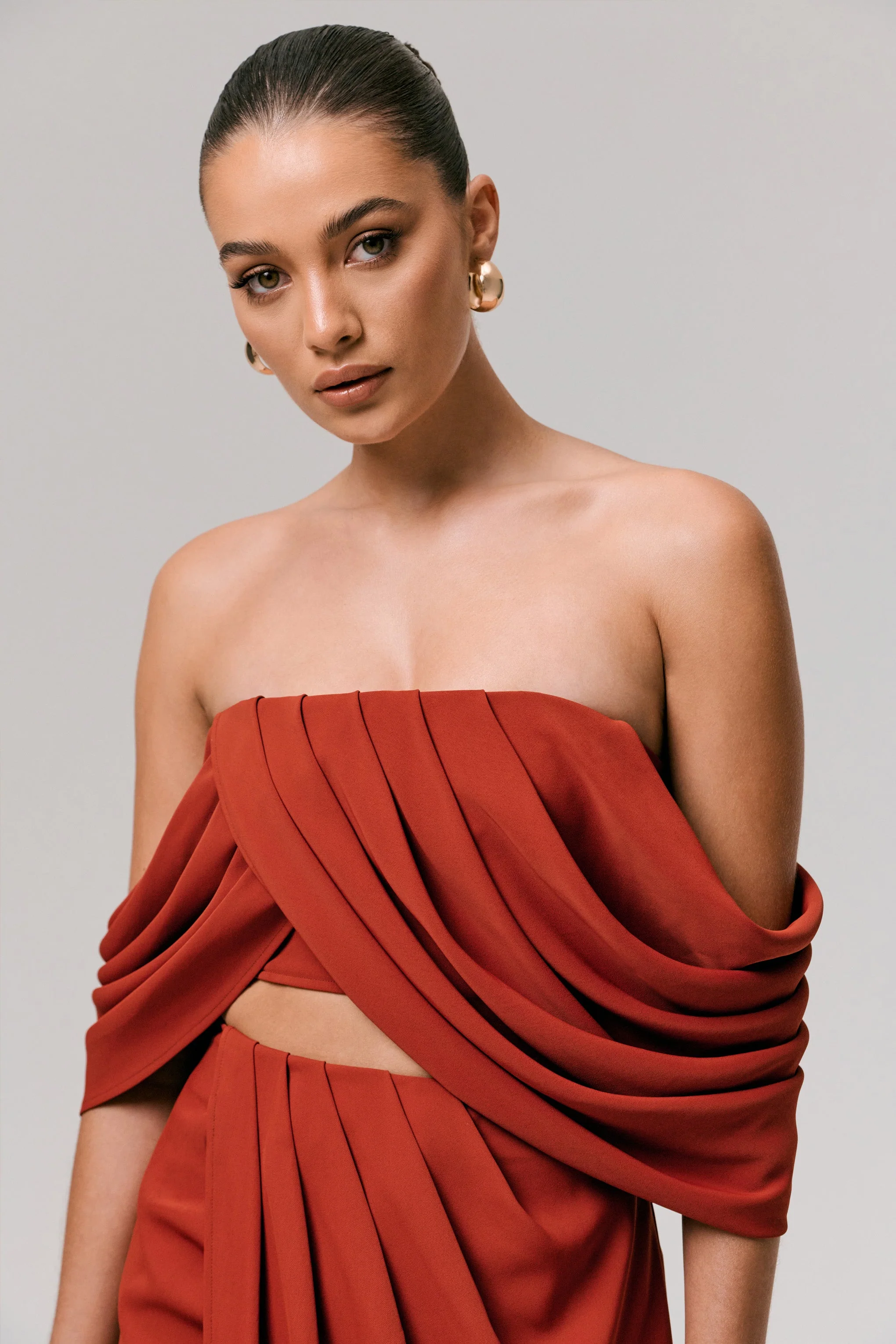 Talika | Terracotta Bardot Crop Top Met Draperende Mouwen - Image 4