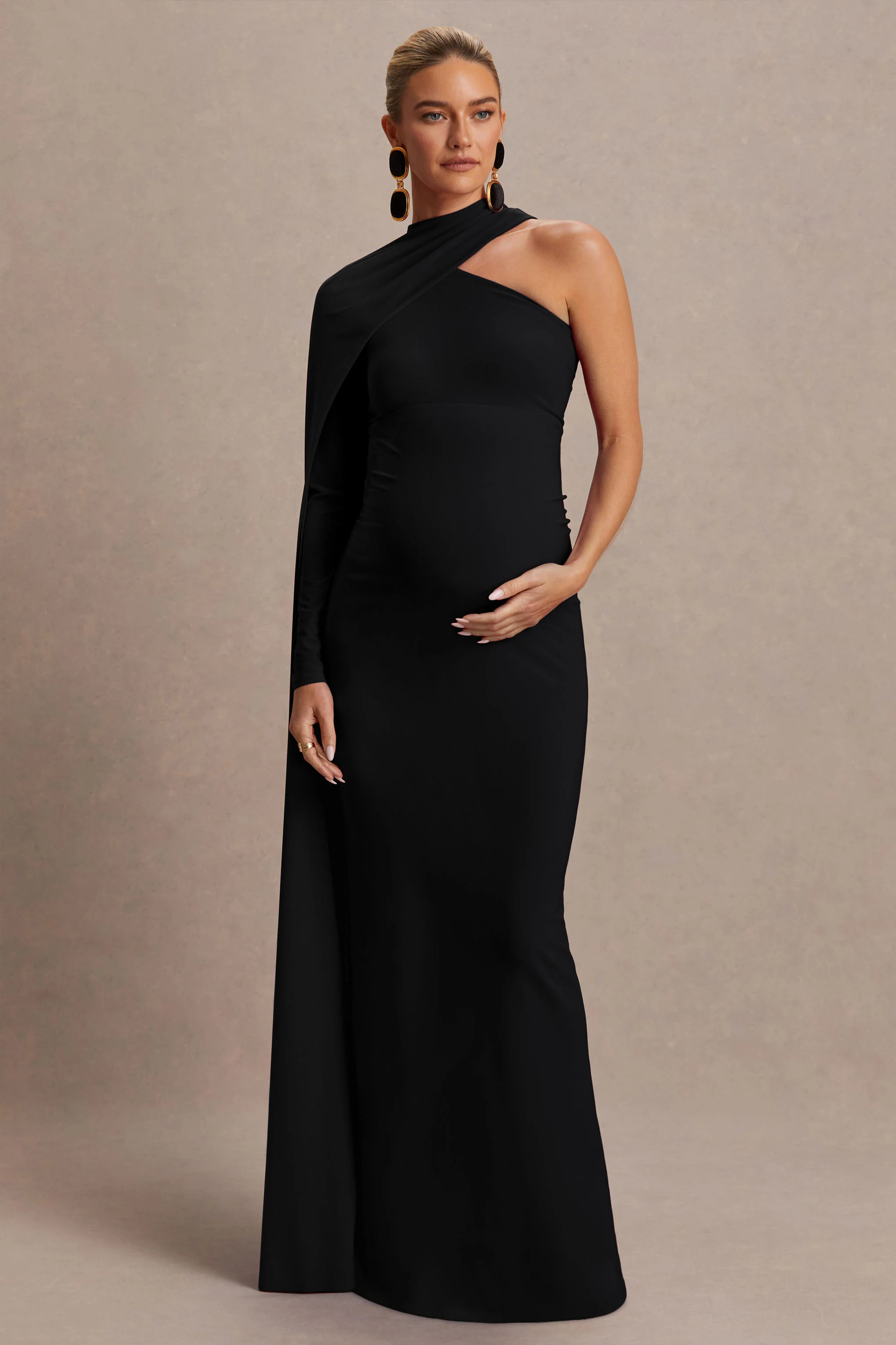 Tessy | Zwarte Asymmetrische Hals Zwangerschaps Maxi Jurk Met Cape Mouwen - Image 4