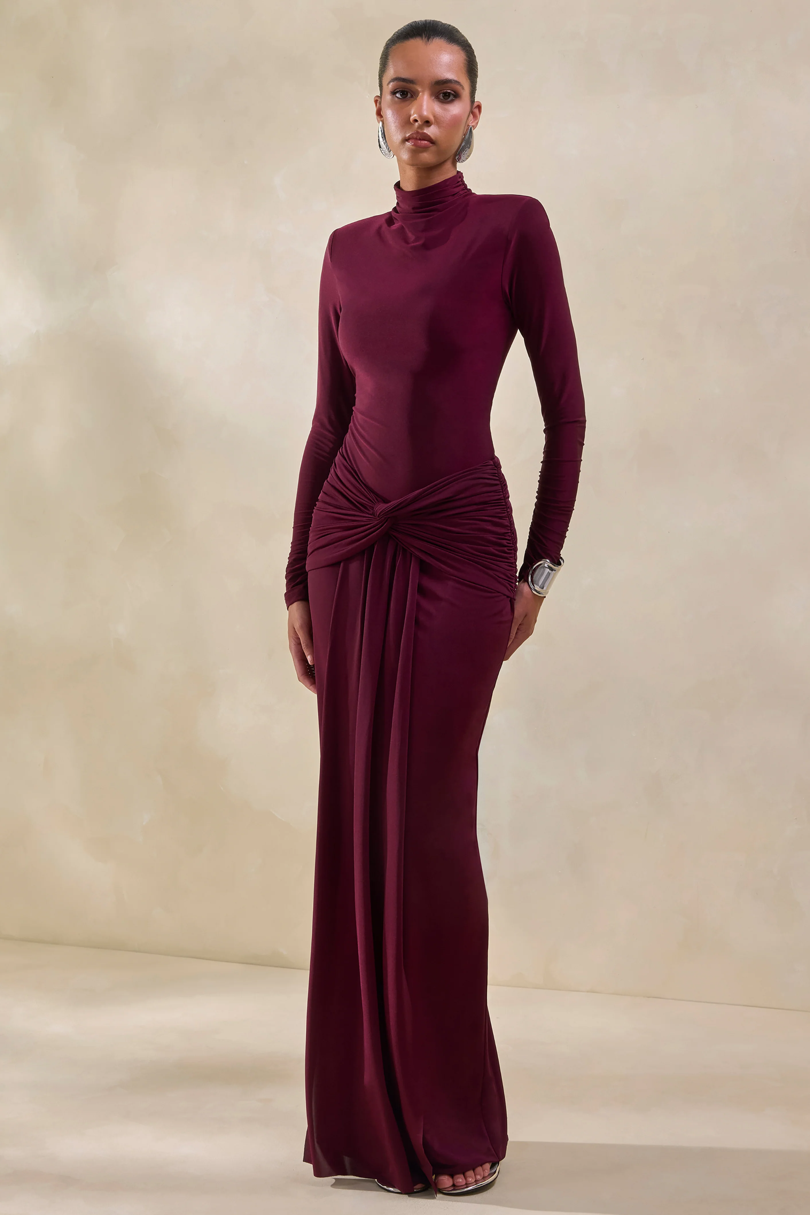 Theria | Bordeaux Maxi Rok Met Gerimpelde Details En Knoopdetail - Image 5