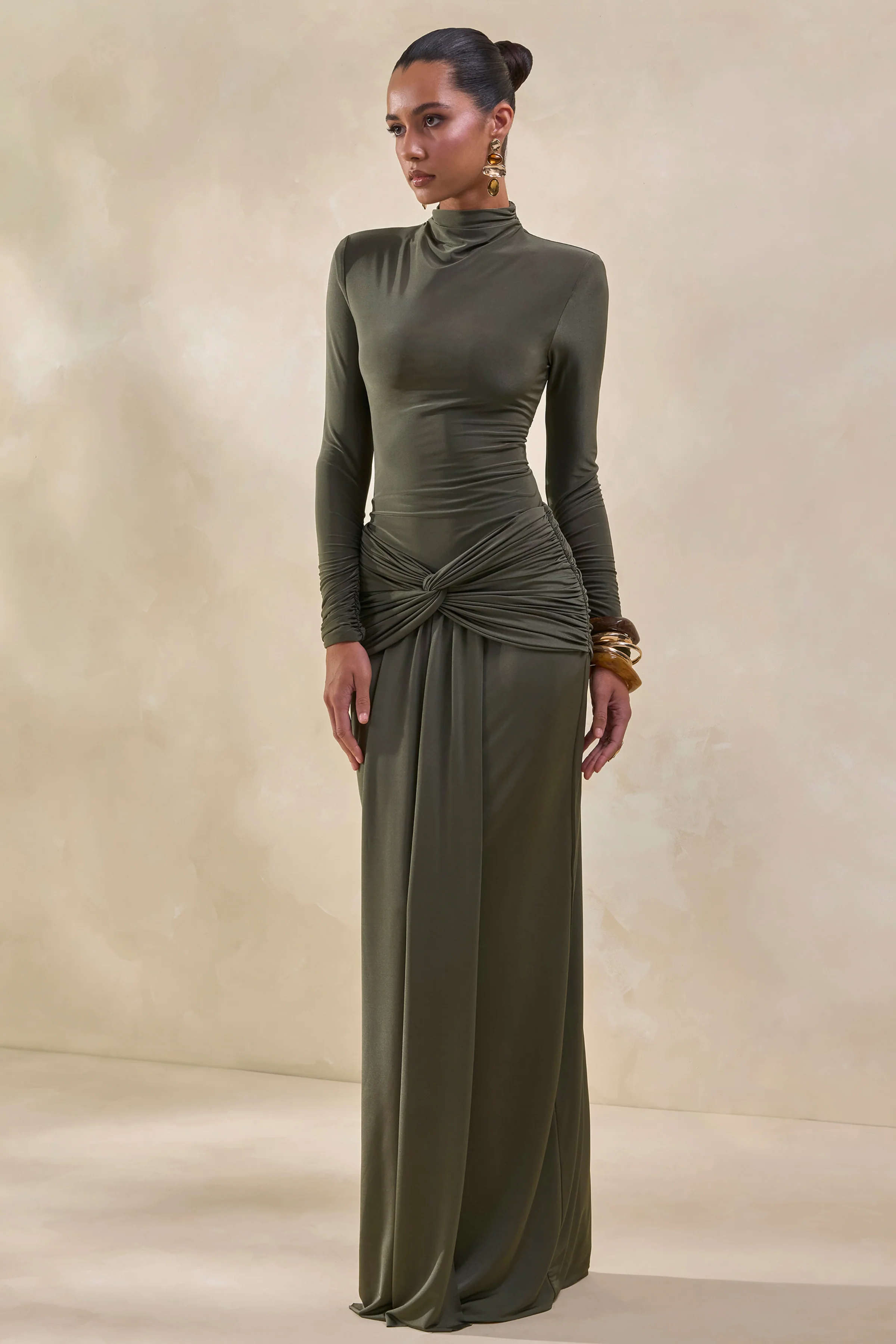 Theria | Kaki Maxi Rok Met Knoopdetail - Image 5