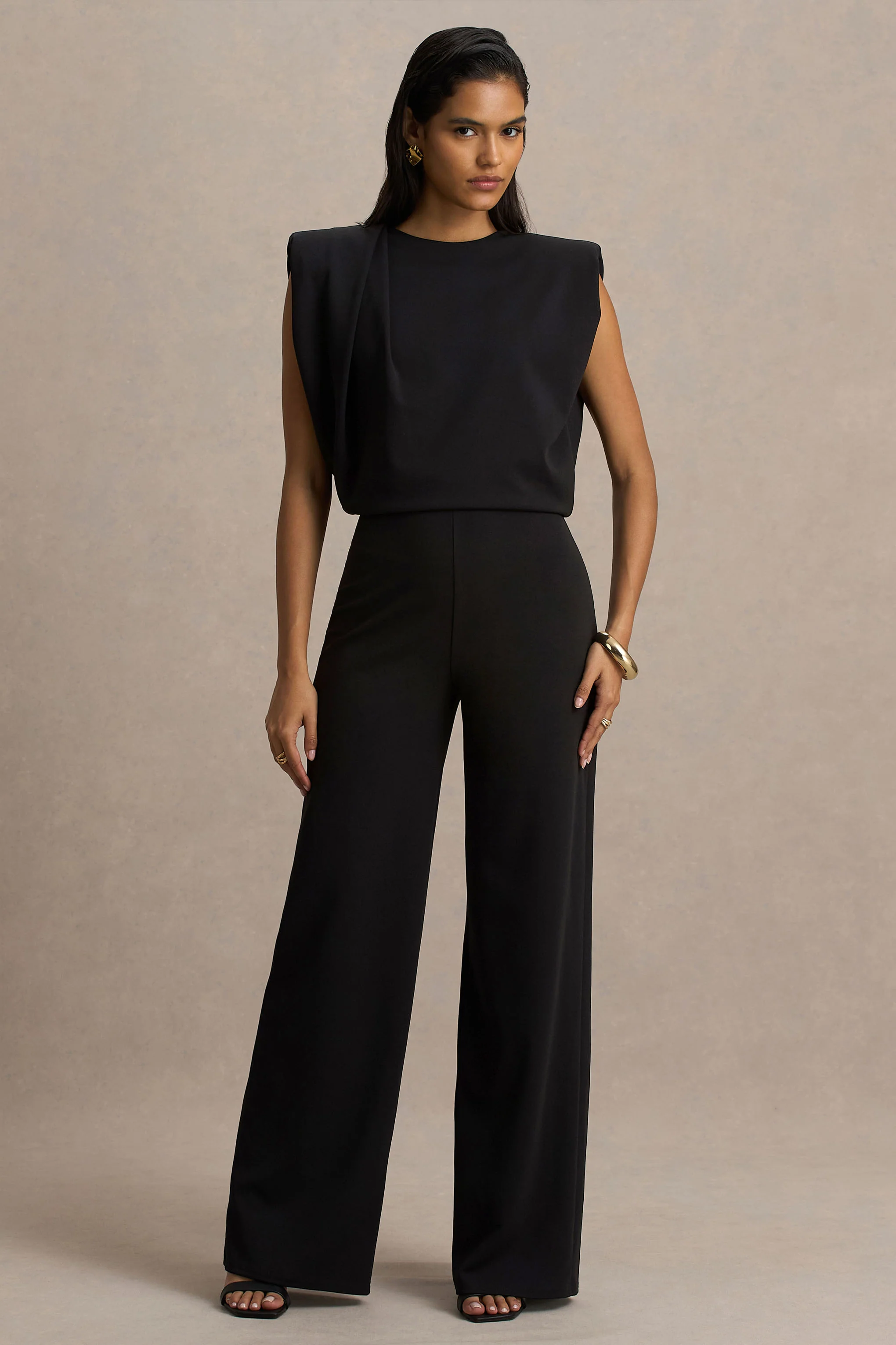 Tiff | Zwarte Ronde Hals Jumpsuit Met Draperend Details - Image 5