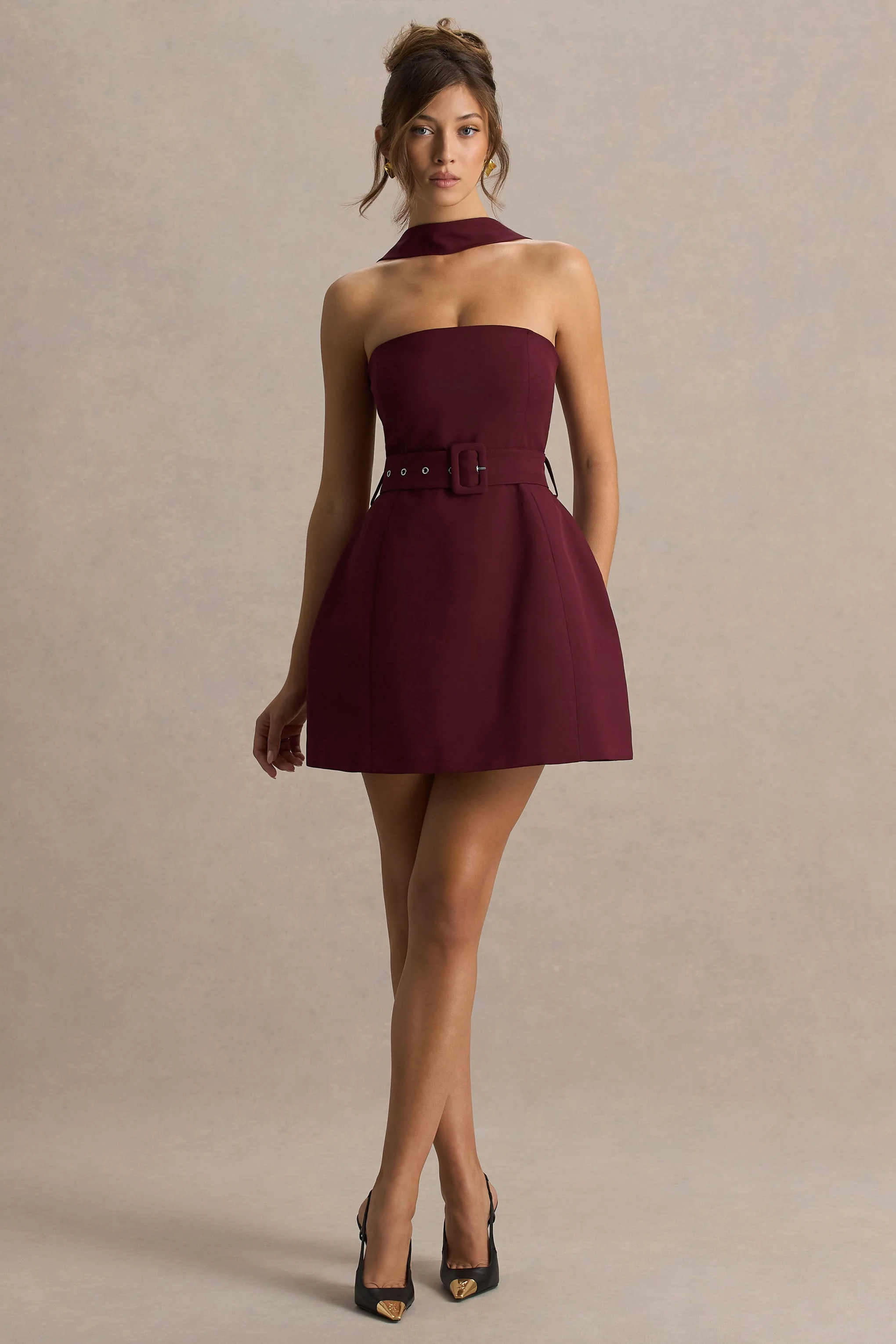 Timberly | Bordeaux Hoge Hals Getailleerd Micro‑Mini Jurk - Image 3
