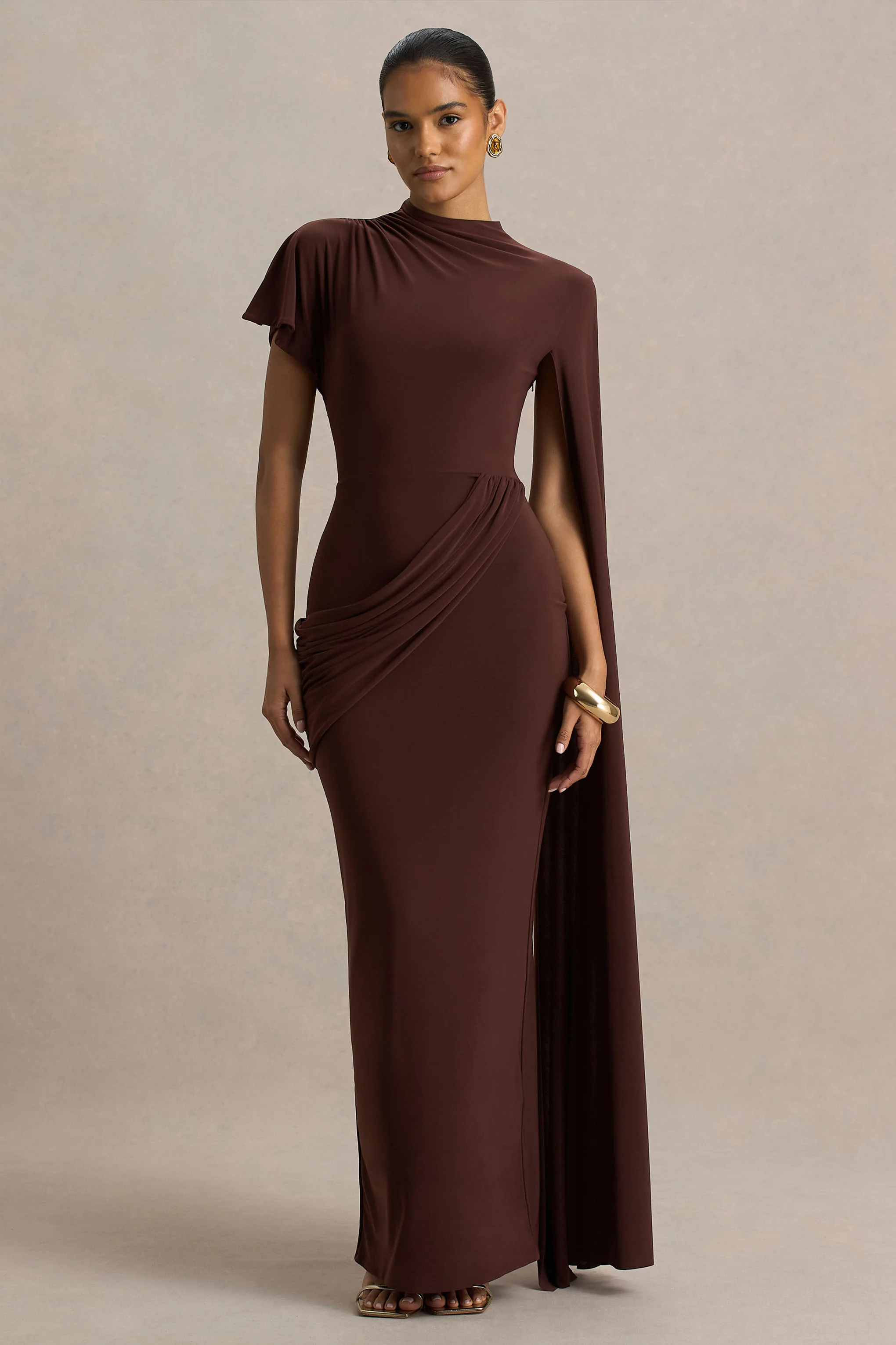 Tropic | Bruine Hoge Hals Maxi Met Lange Cape‑Mouwen