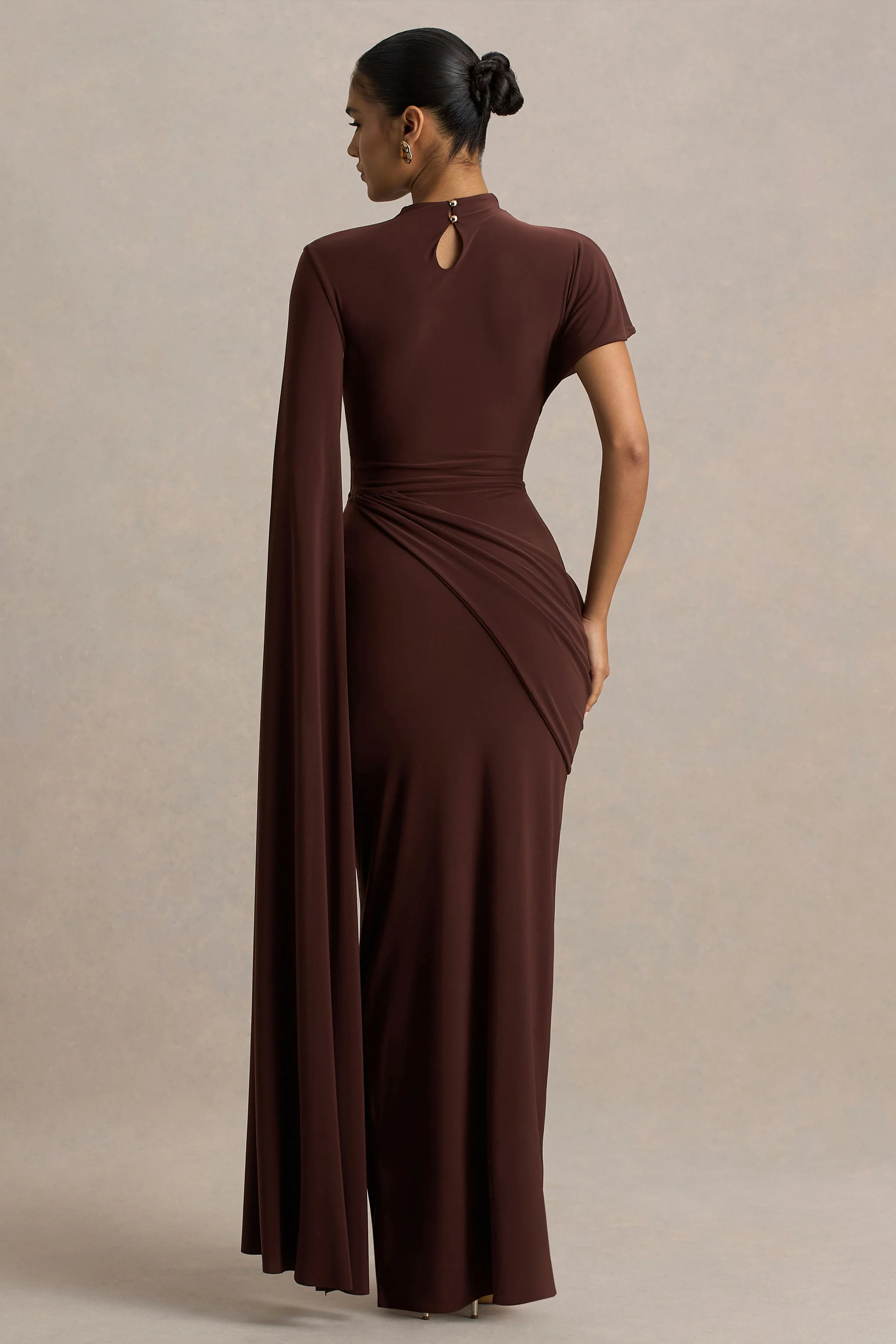 Tropic | Bruine Hoge Hals Maxi Met Lange Cape‑Mouwen - Image 2