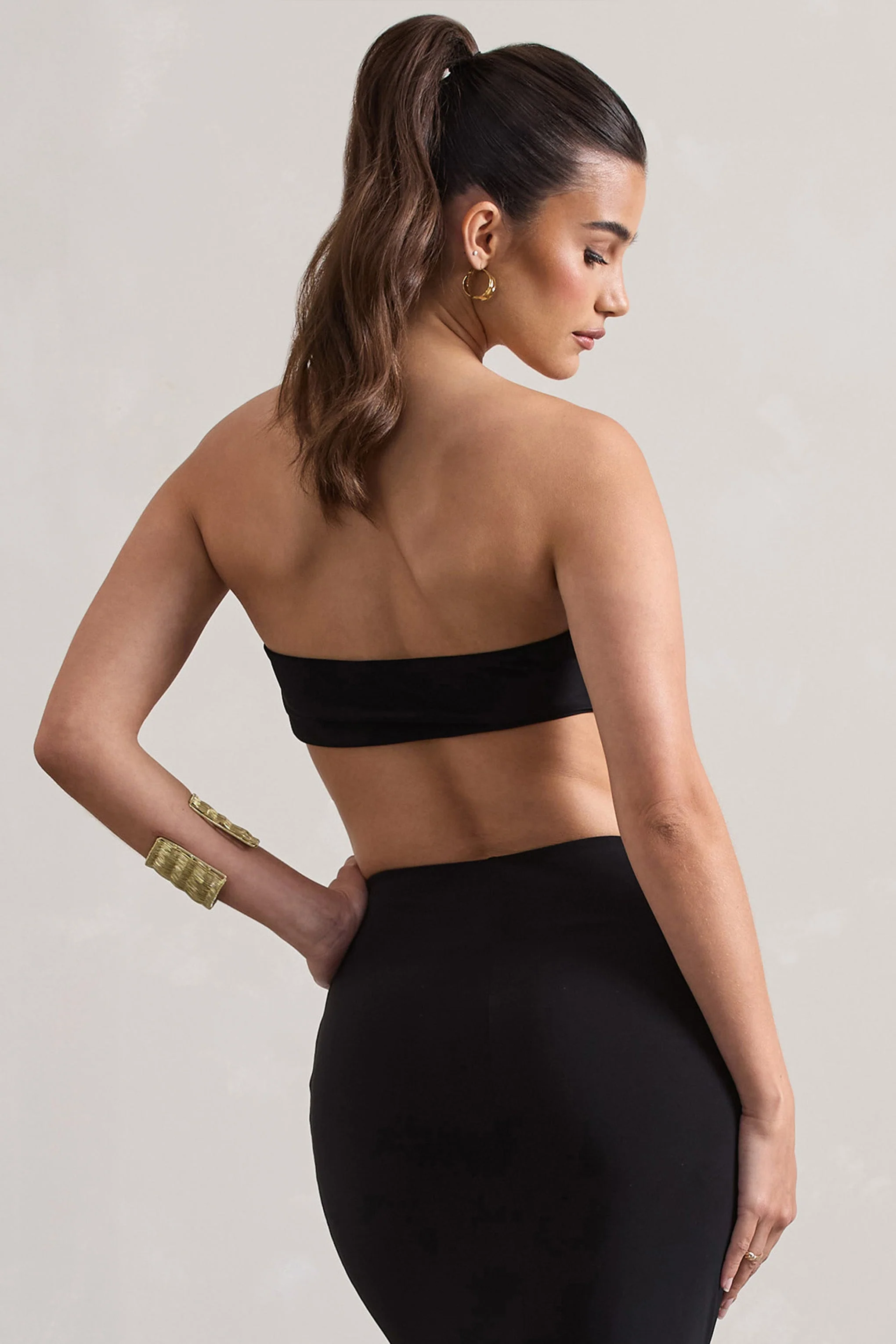 Vada | Zwarte Bandeau Crop Top - Image 2