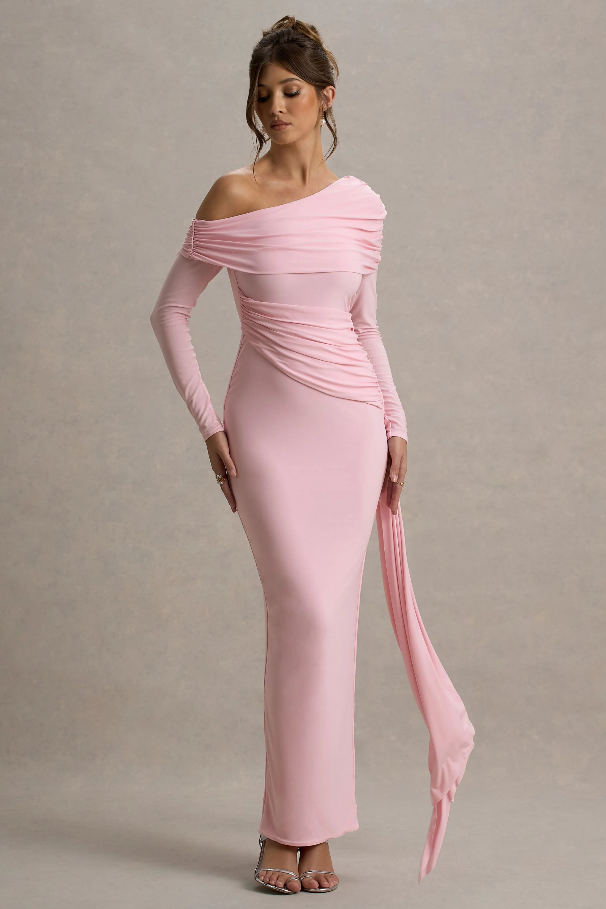 Valina | Roze Gerimpelde Asymmetrische Maxi Jurk Met Drapering