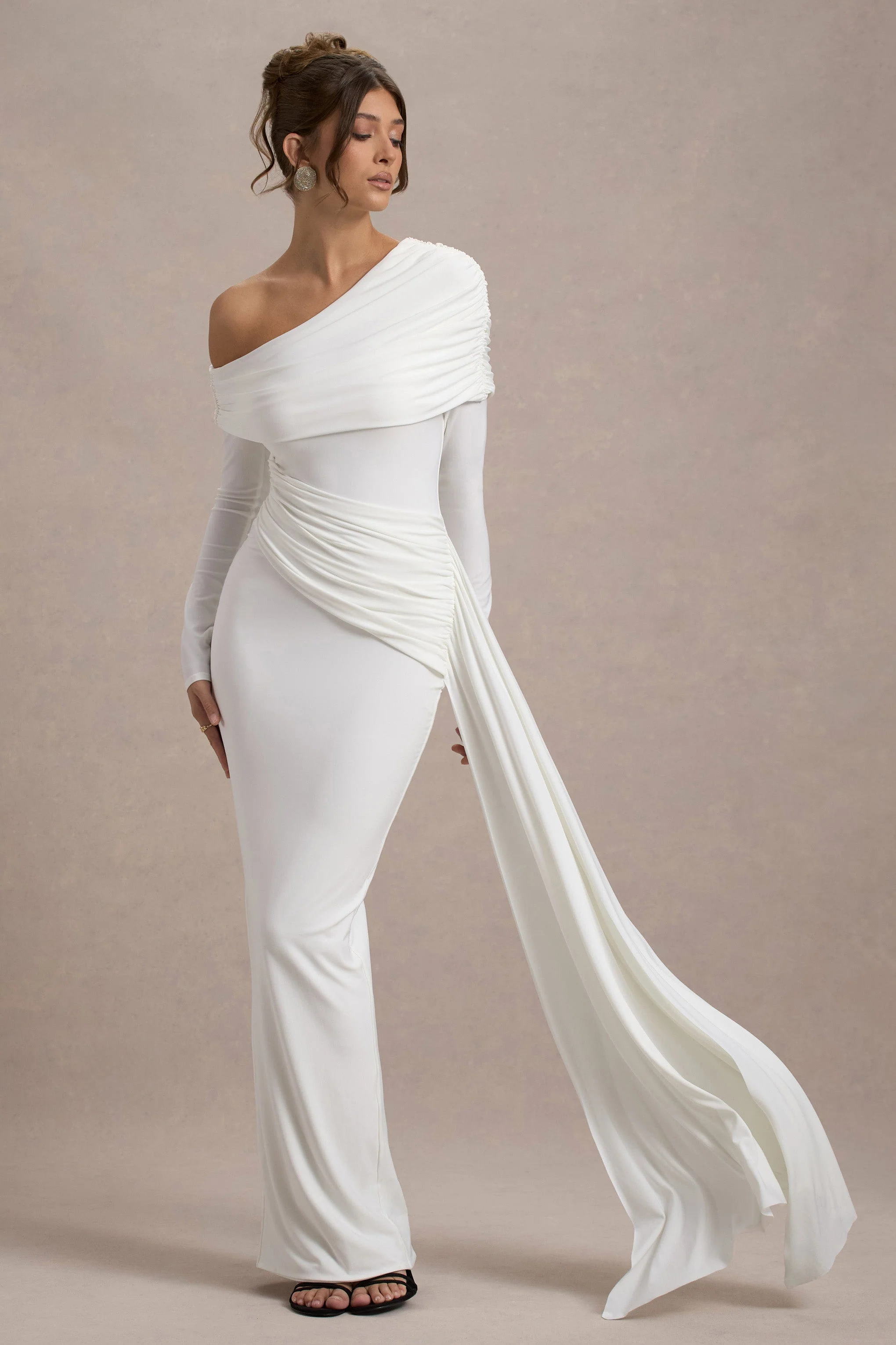 Valina | Witte Gerimpeld Asymmetrische Maxi Jurk Met Drapering