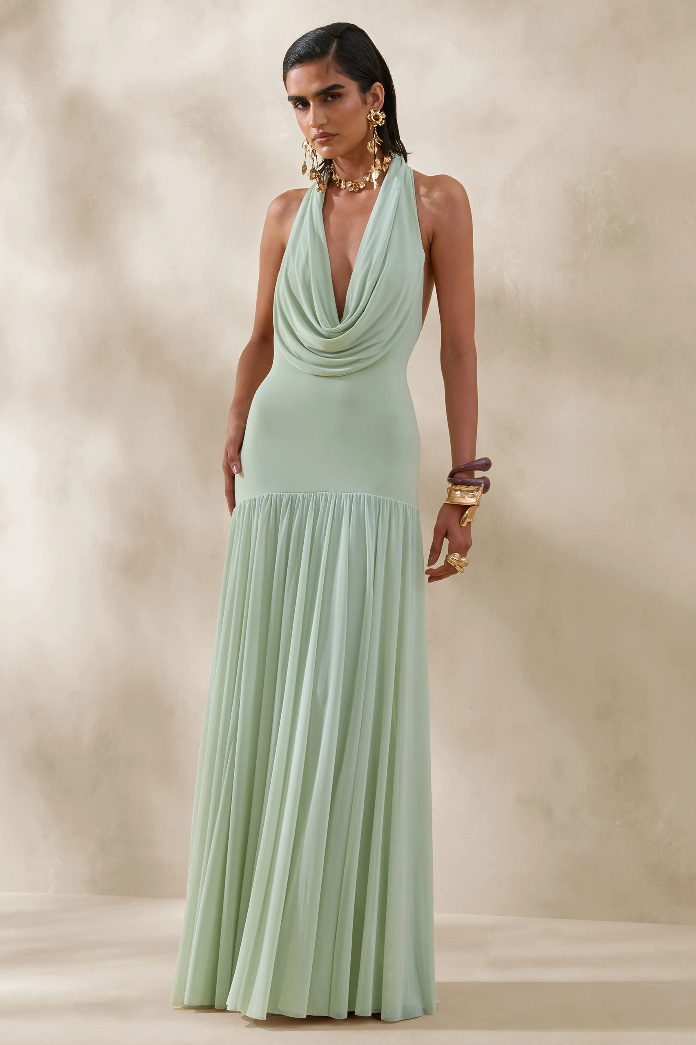Verity | Groene Maxi Jurk Met Draperende Hals En Doorschijnende Rok - Image 5