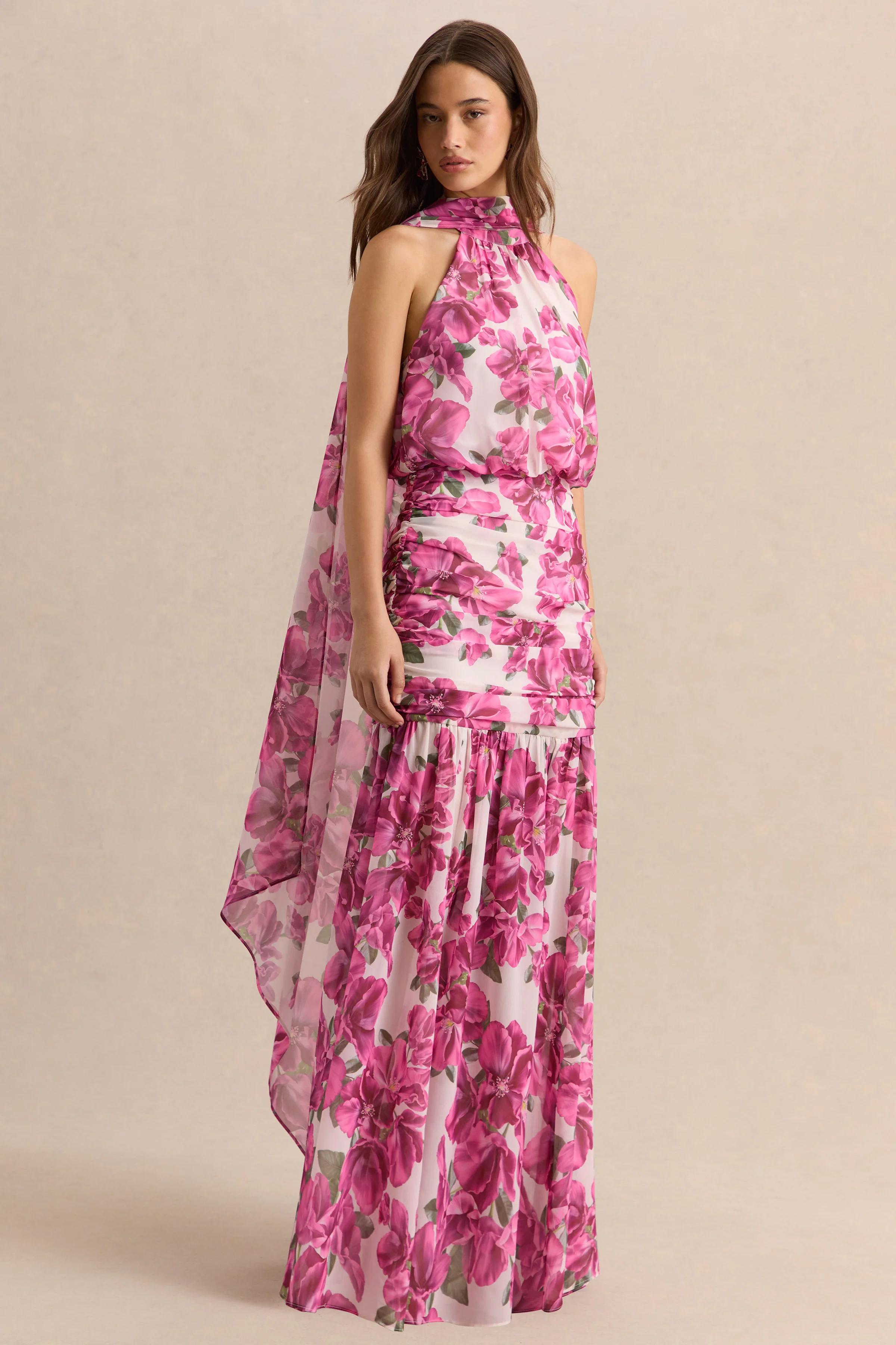 Veronique | Roze Hibiscus Bloemenprint Maxi Jurk Met Halternek - Image 6