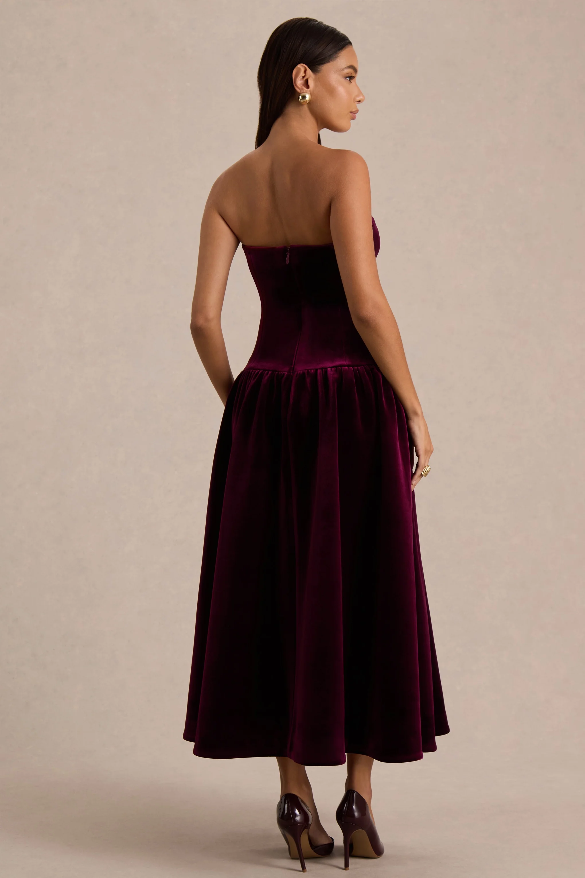 Violetta | Bordeaux Vierkante Hals Midi Jurk Met Verlaagde Taille En Geplooide Rok - Image 2