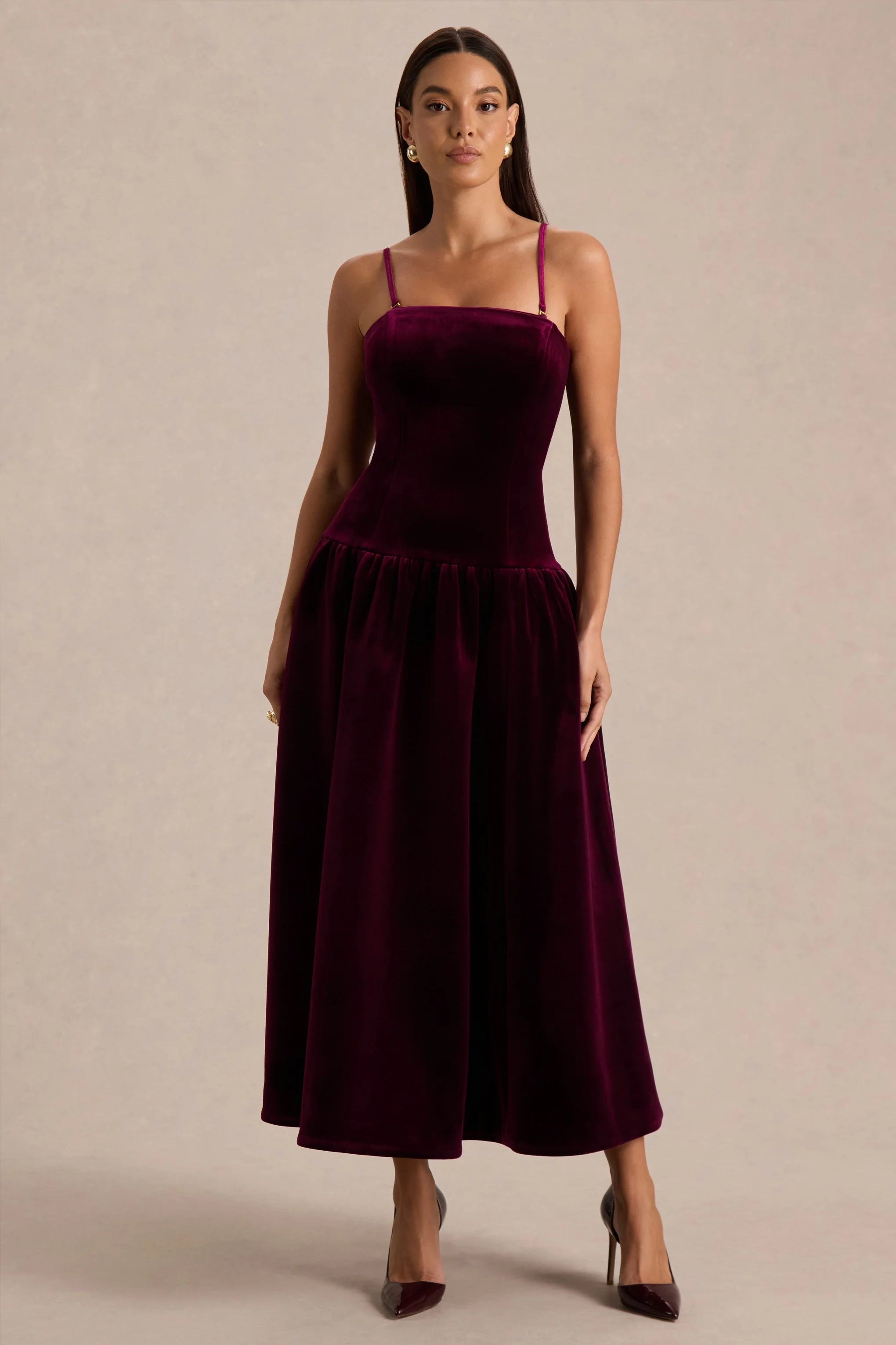 Violetta | Bordeaux Vierkante Hals Midi Jurk Met Verlaagde Taille En Geplooide Rok - Image 3