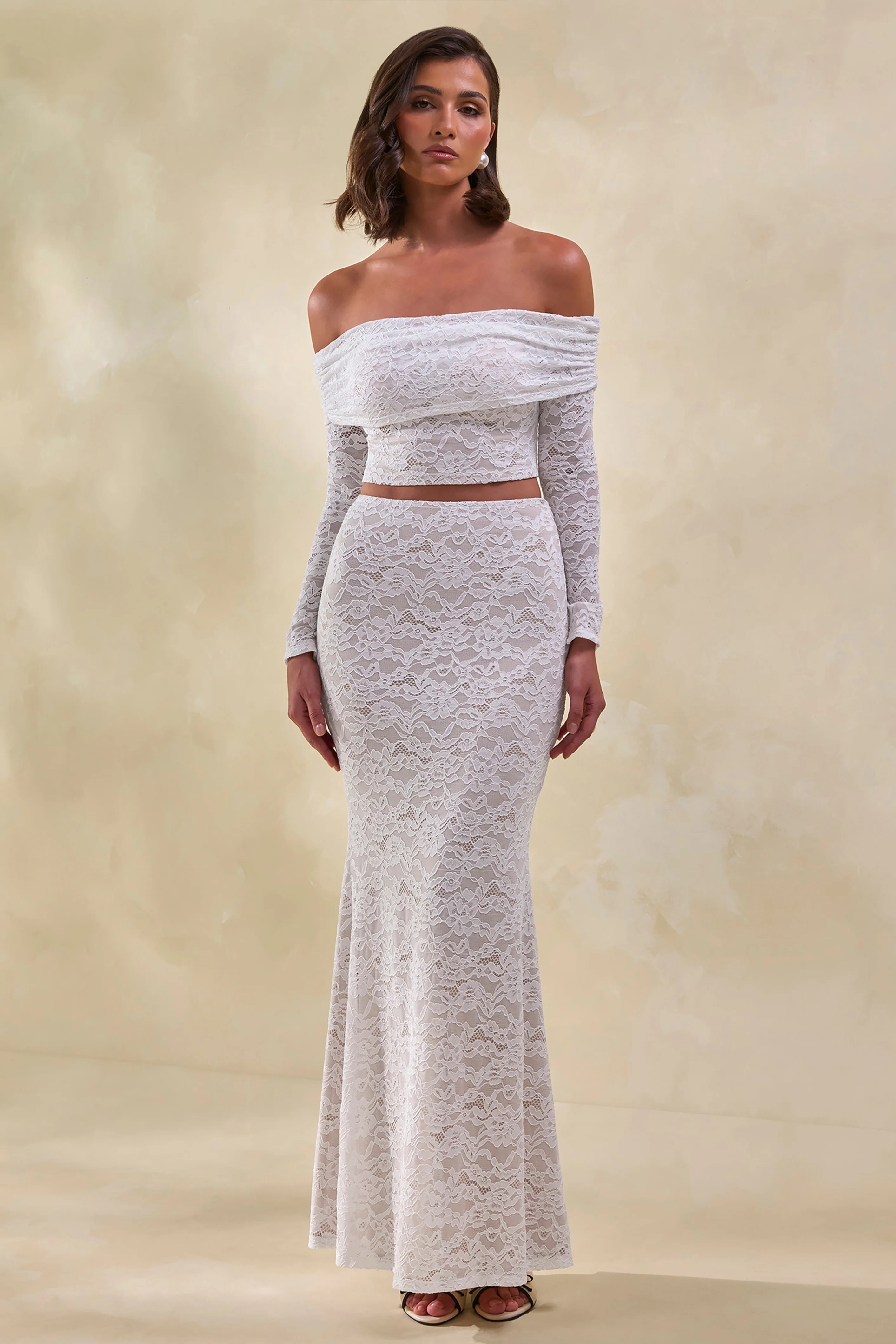 Virena | Witte Kanten Crop Top Met Bardot Hals - Image 2