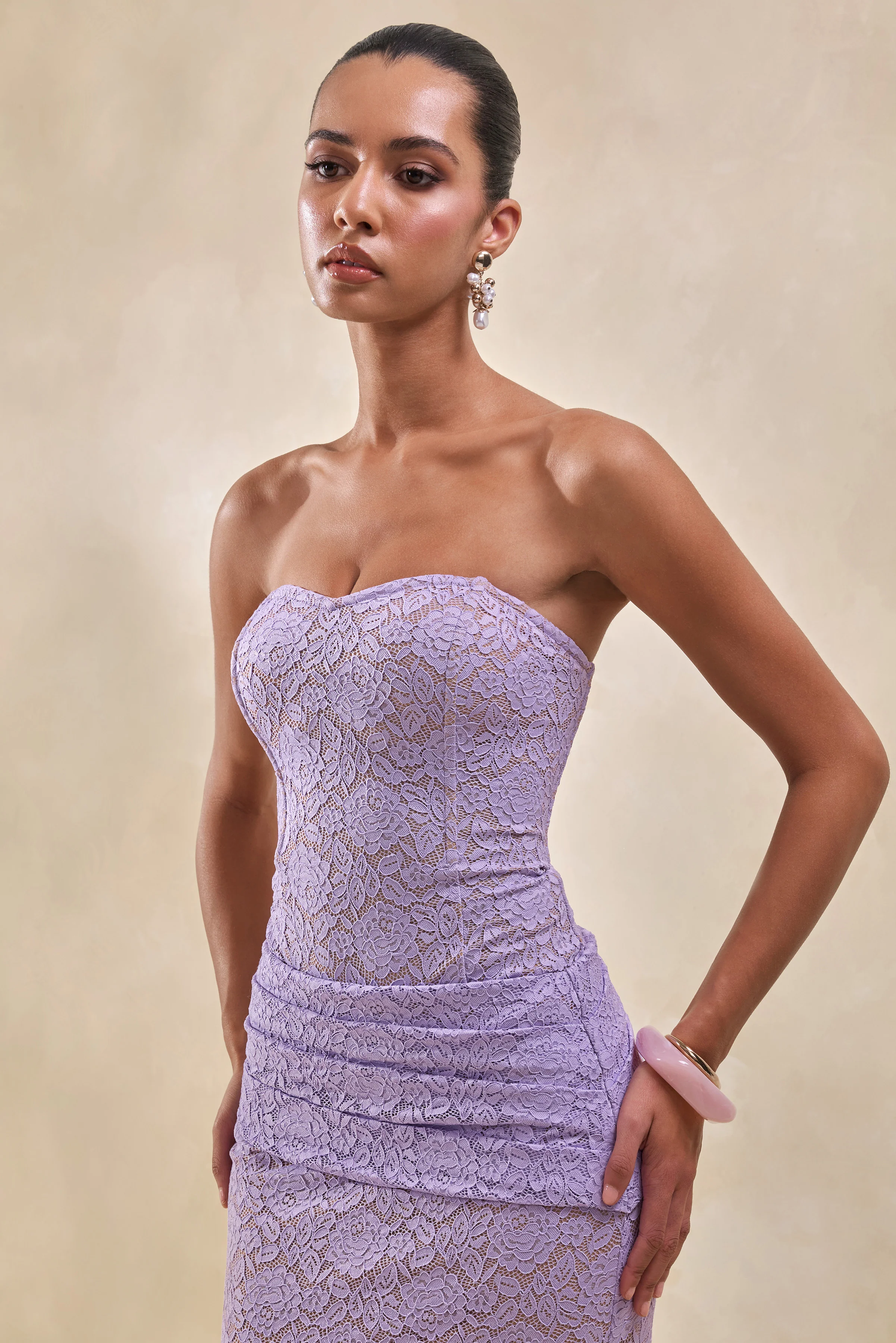 Vissia | Kanten Bandeau Body In Lila - Image 7