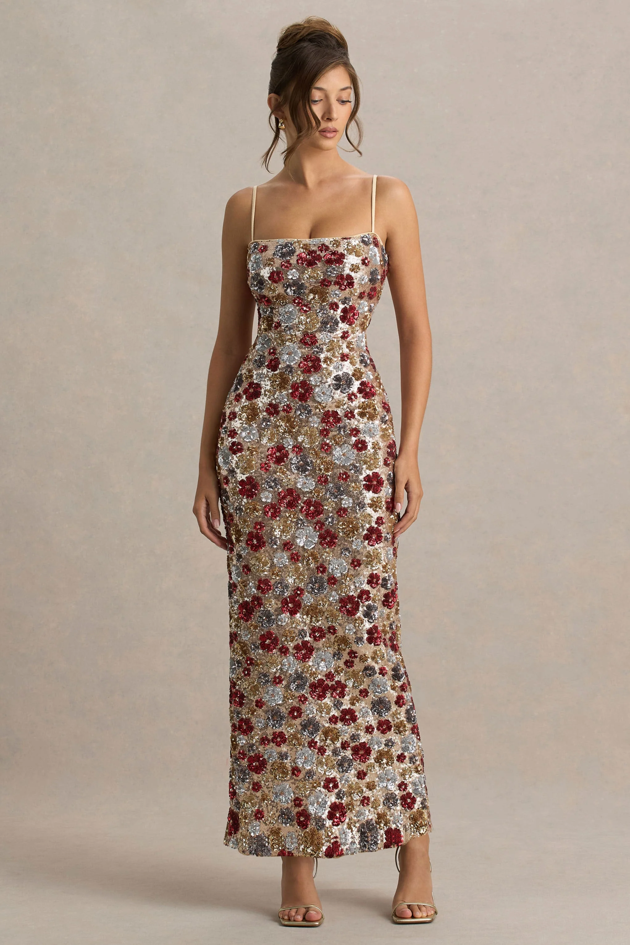 Vitora | Rode Bloemen Pailletten Versierde Maxi Jurk Met Vierkante Hals - Image 4