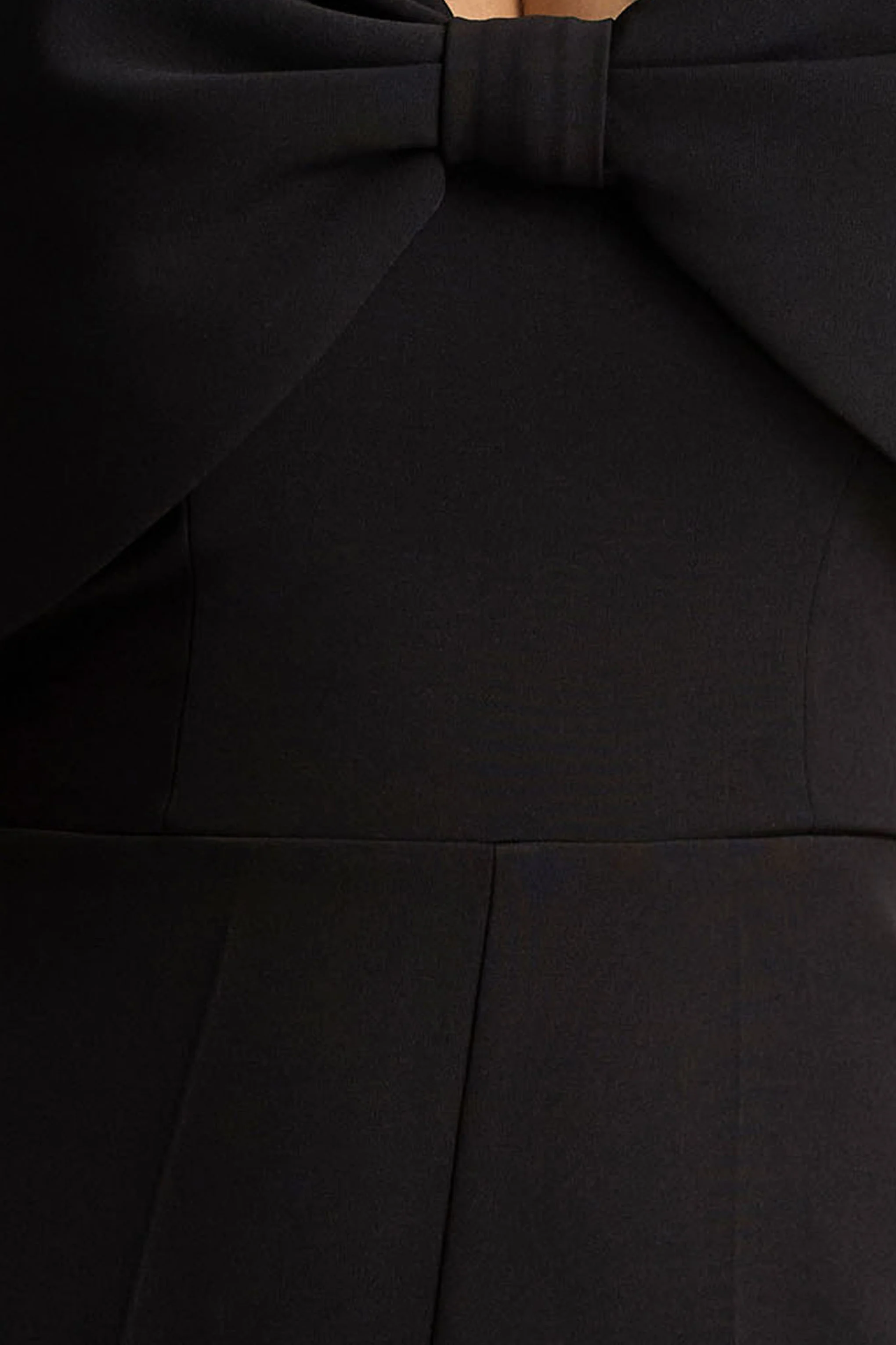Vivid | Zwart Diepe V-Hals Jumpsuit Met Strikdetail - Image 5