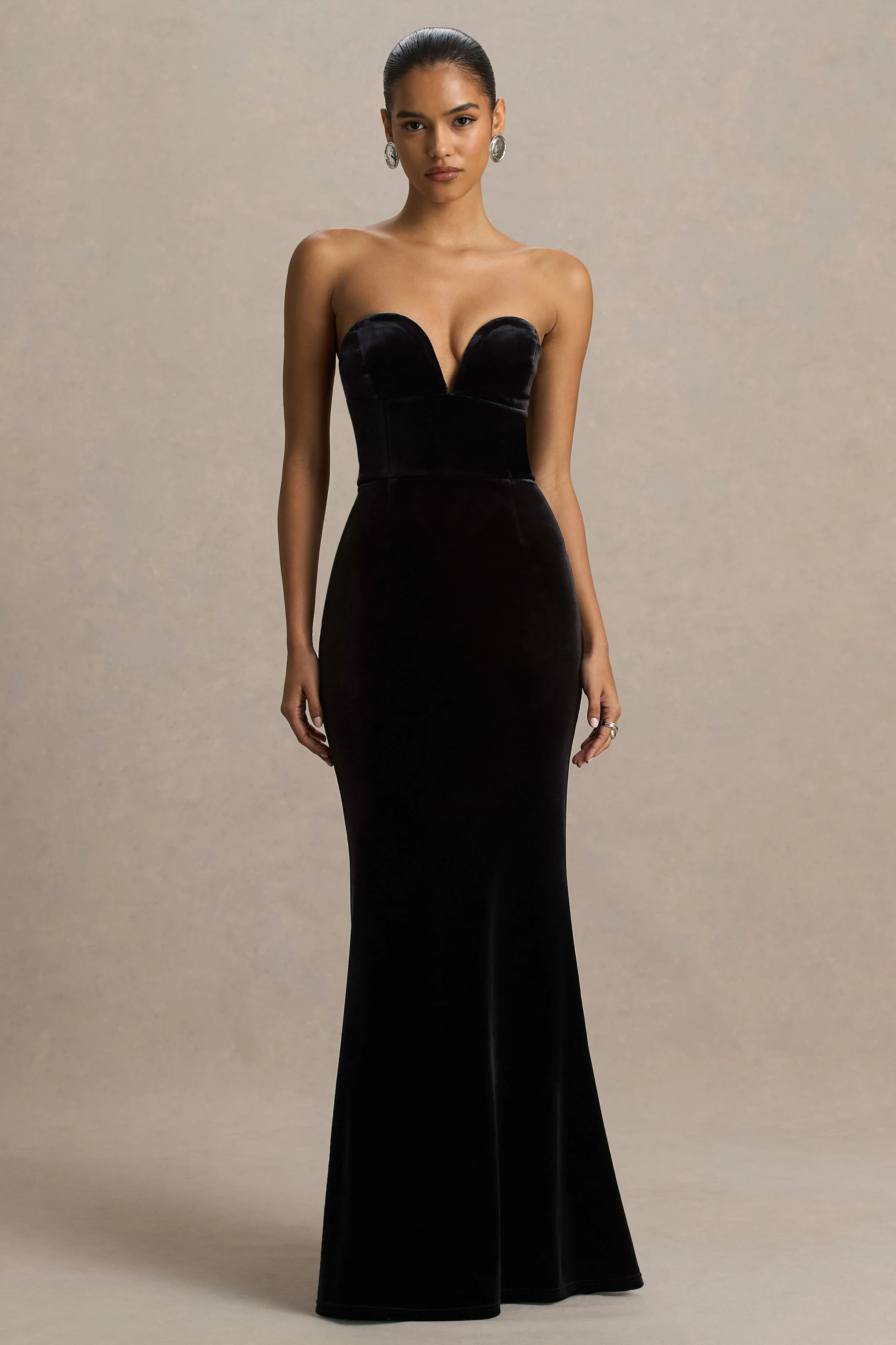 Yolanda | Zwarte Fluwelen Sweetheart Hals Maxi Jurk