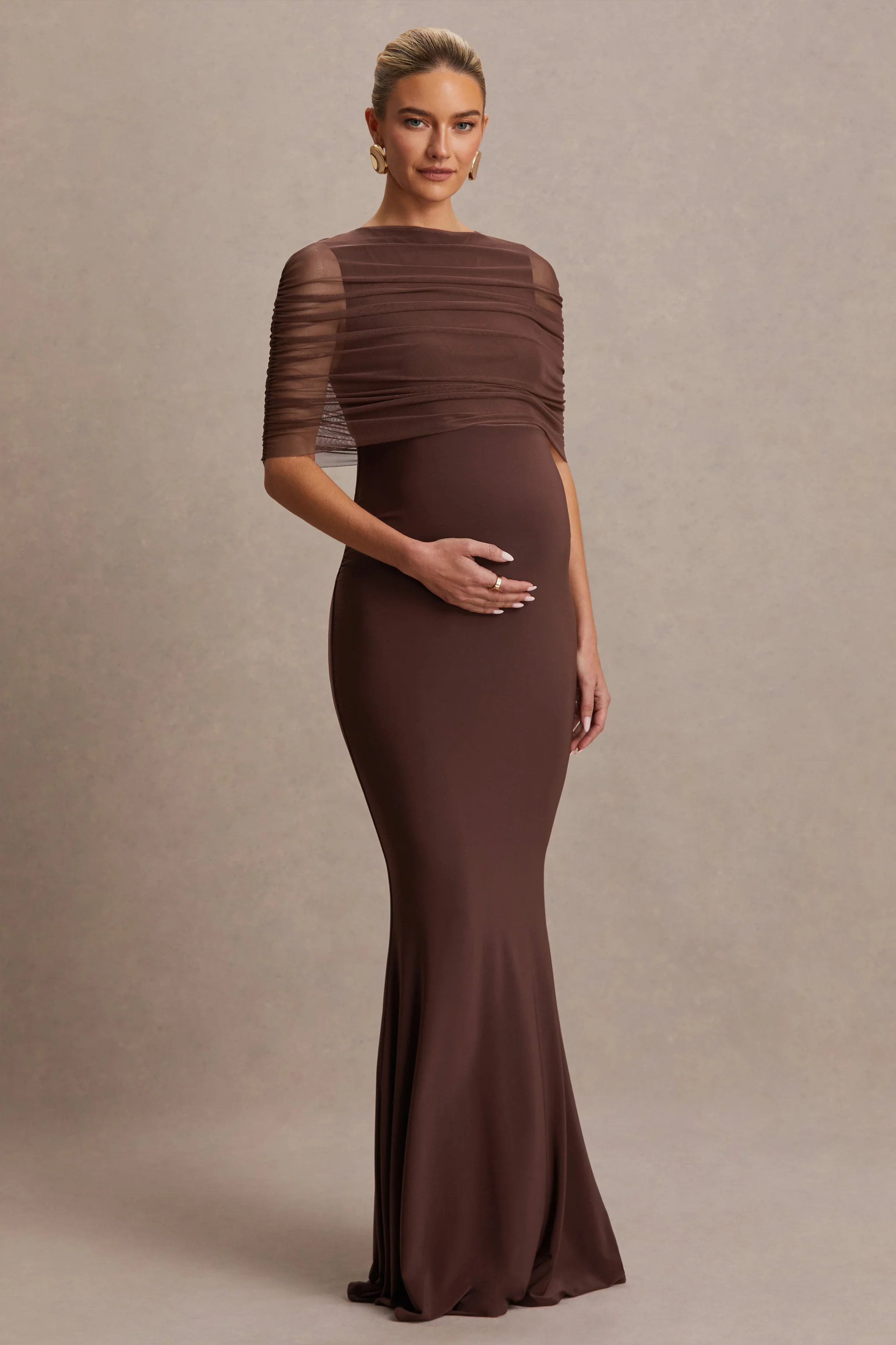 Zaria | Bruine Ronde Hals Zwangerschaps Maxi Jurk Met Cape-Overlay