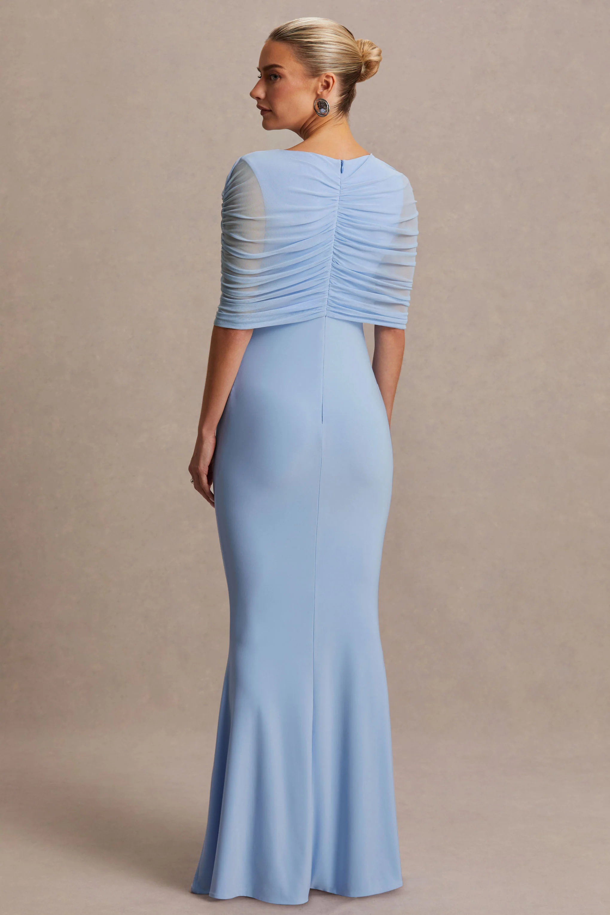Zaria | Poederblauwe Ronde Hals Zwangerschaps Maxi Jurk Met Cape-Overlay - Image 2
