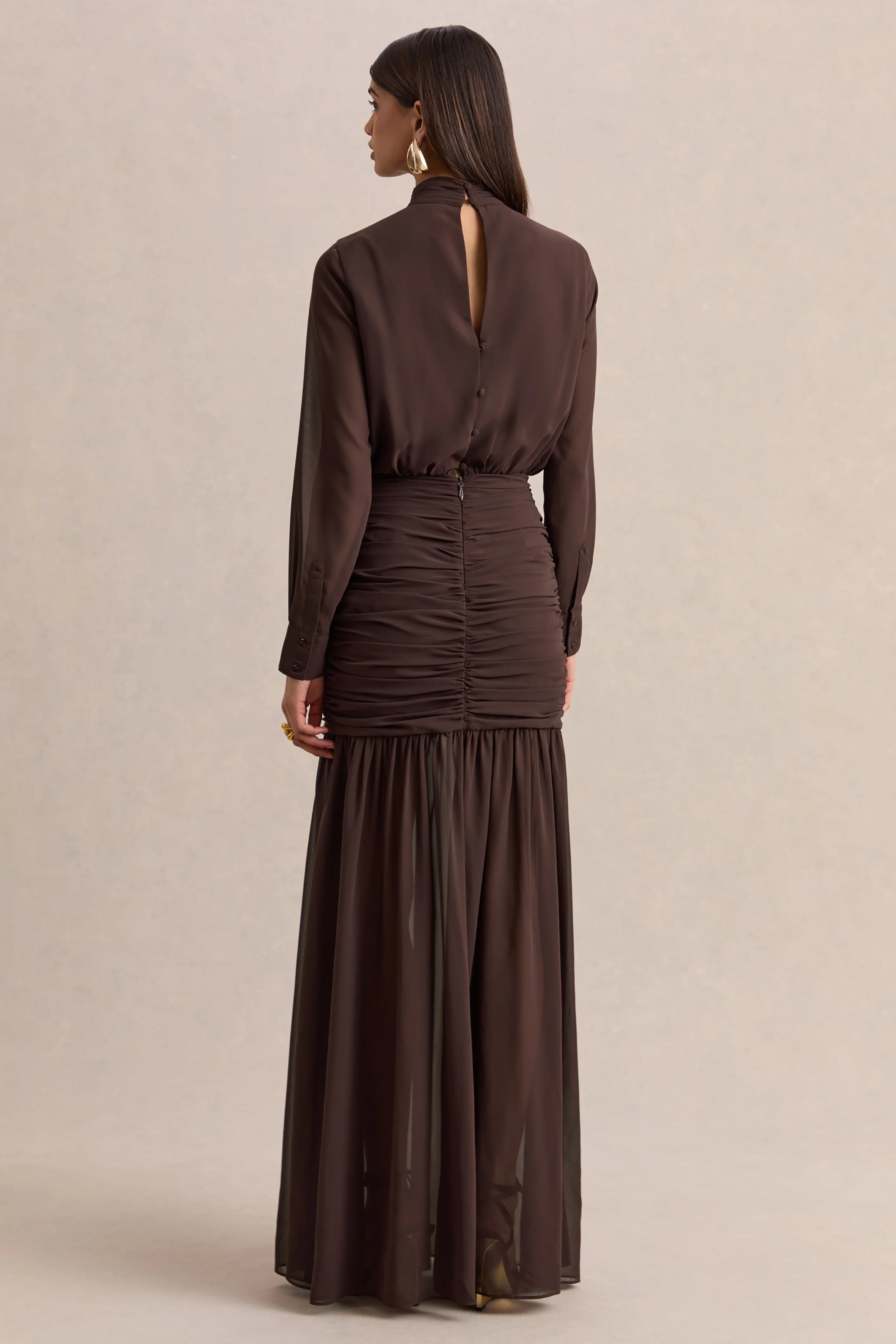 Zella | Bruine Maxi Jurk met Hoge Hals en Doorschijnende Rok - Image 2