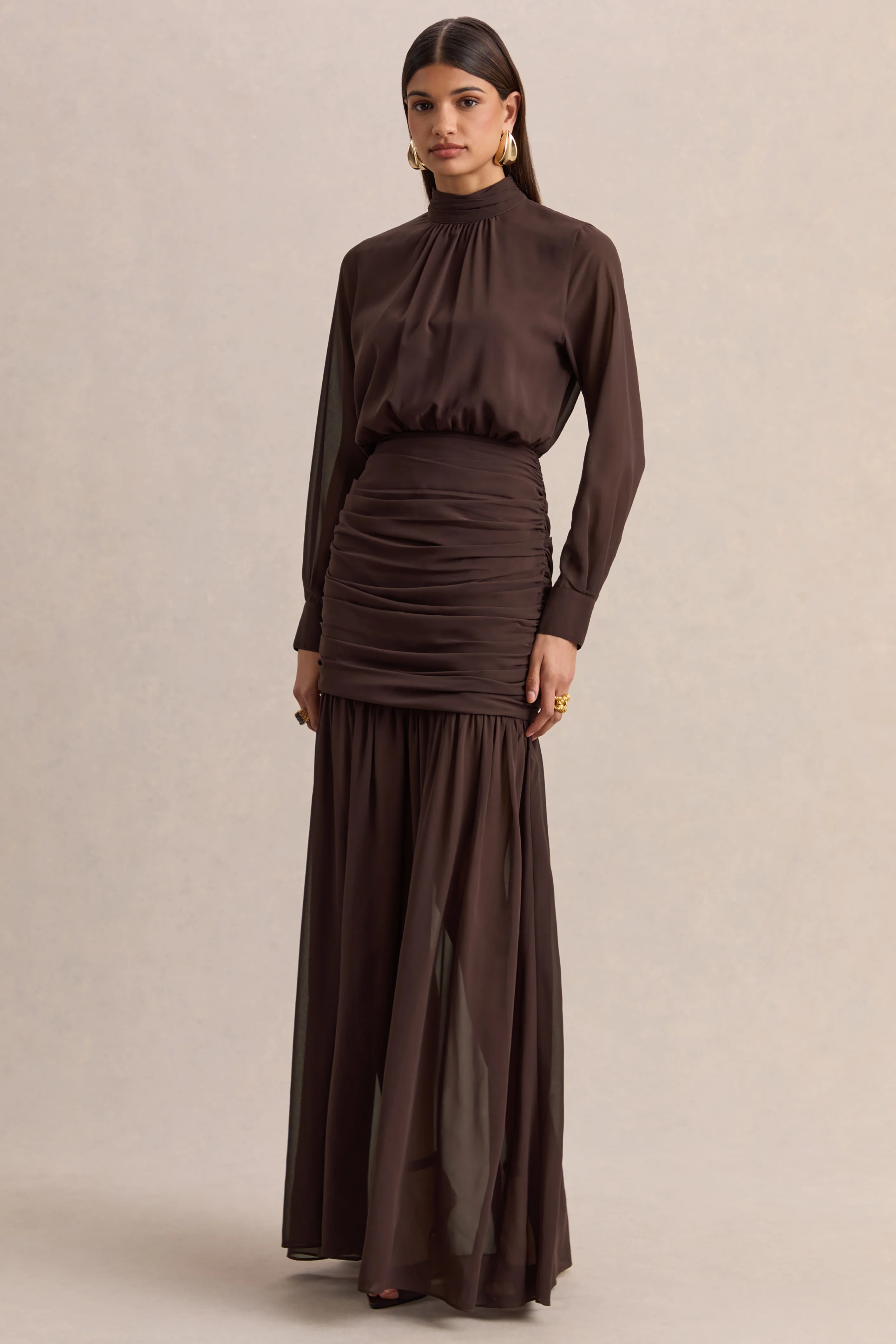 Zella | Bruine Maxi Jurk met Hoge Hals en Doorschijnende Rok - Image 4