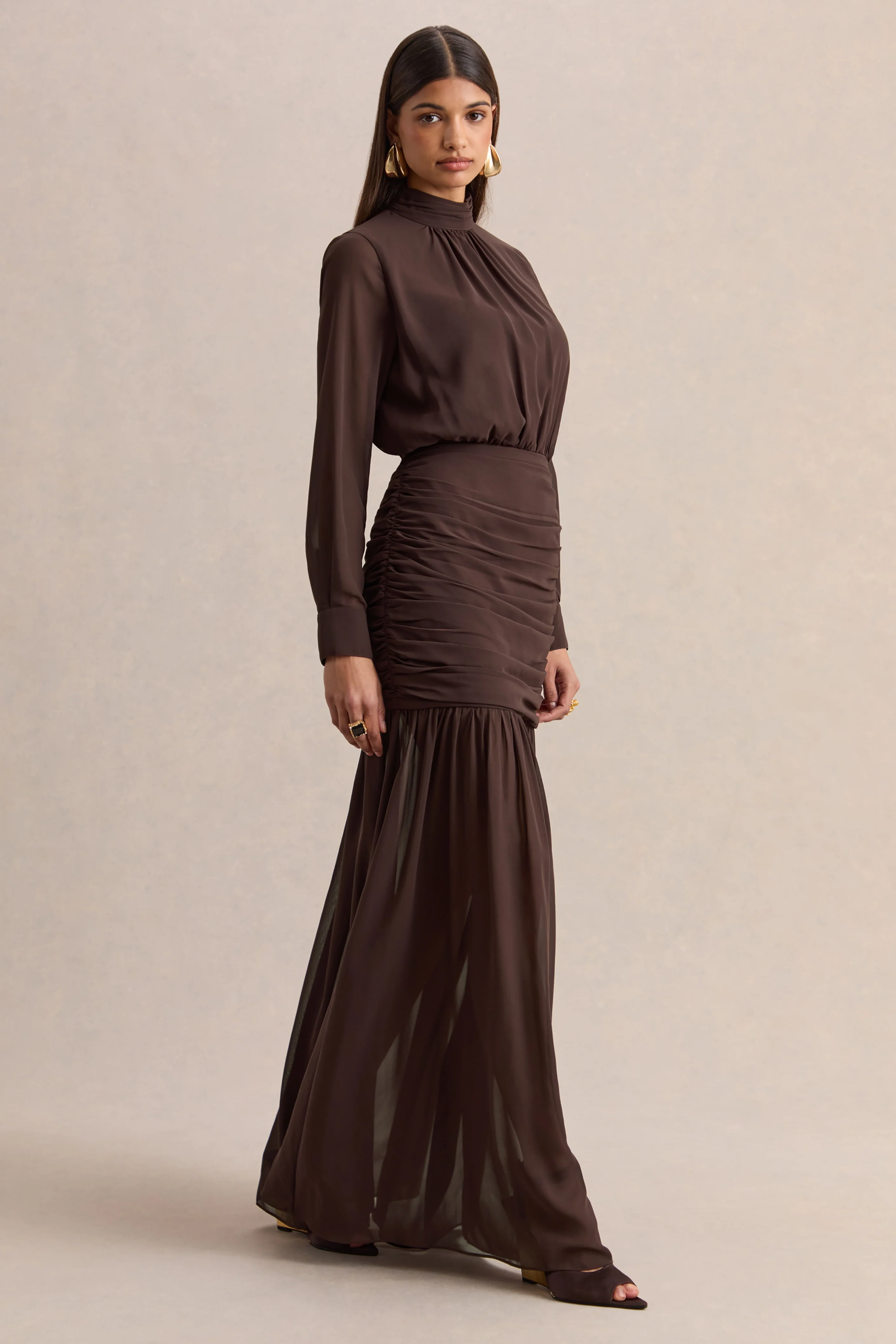Zella | Bruine Maxi Jurk met Hoge Hals en Doorschijnende Rok - Image 5
