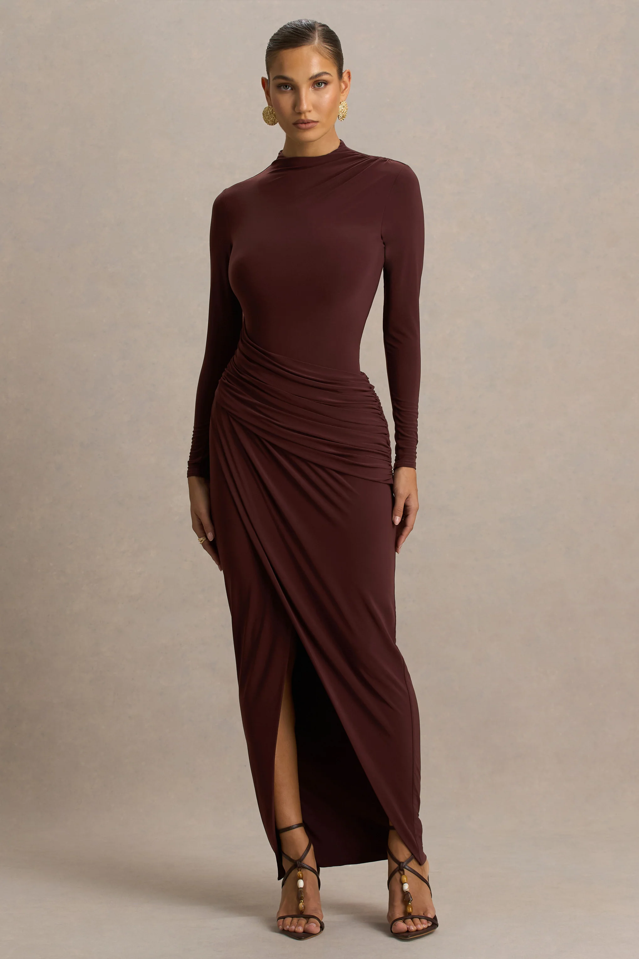 Zephyra | Bruine Hoge Hals Maxi Jurk Met Overslag - Image 5