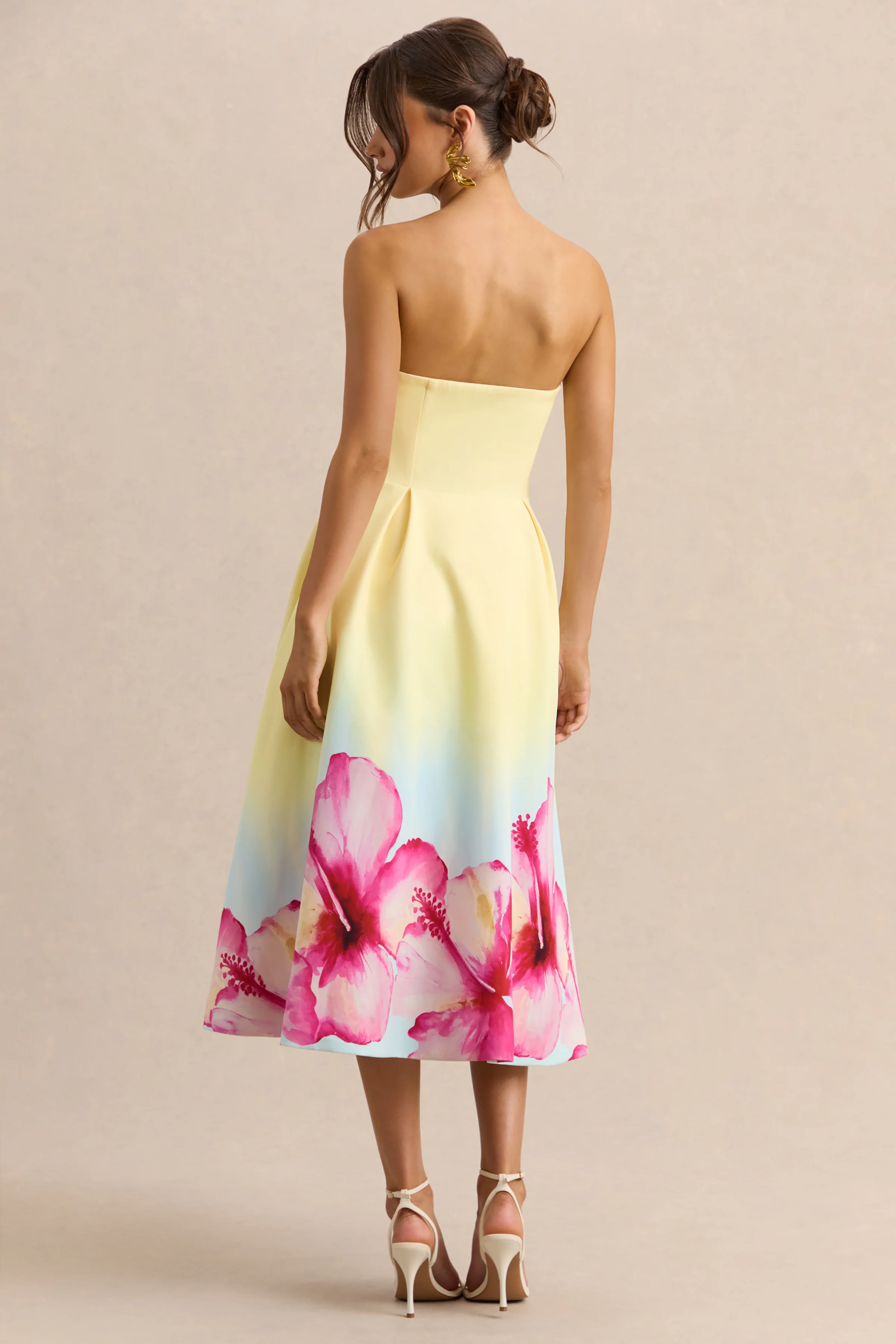 Zoya | Gele Ombre Lelie Bloemenprint Bandeau Midi Jurk - Image 2